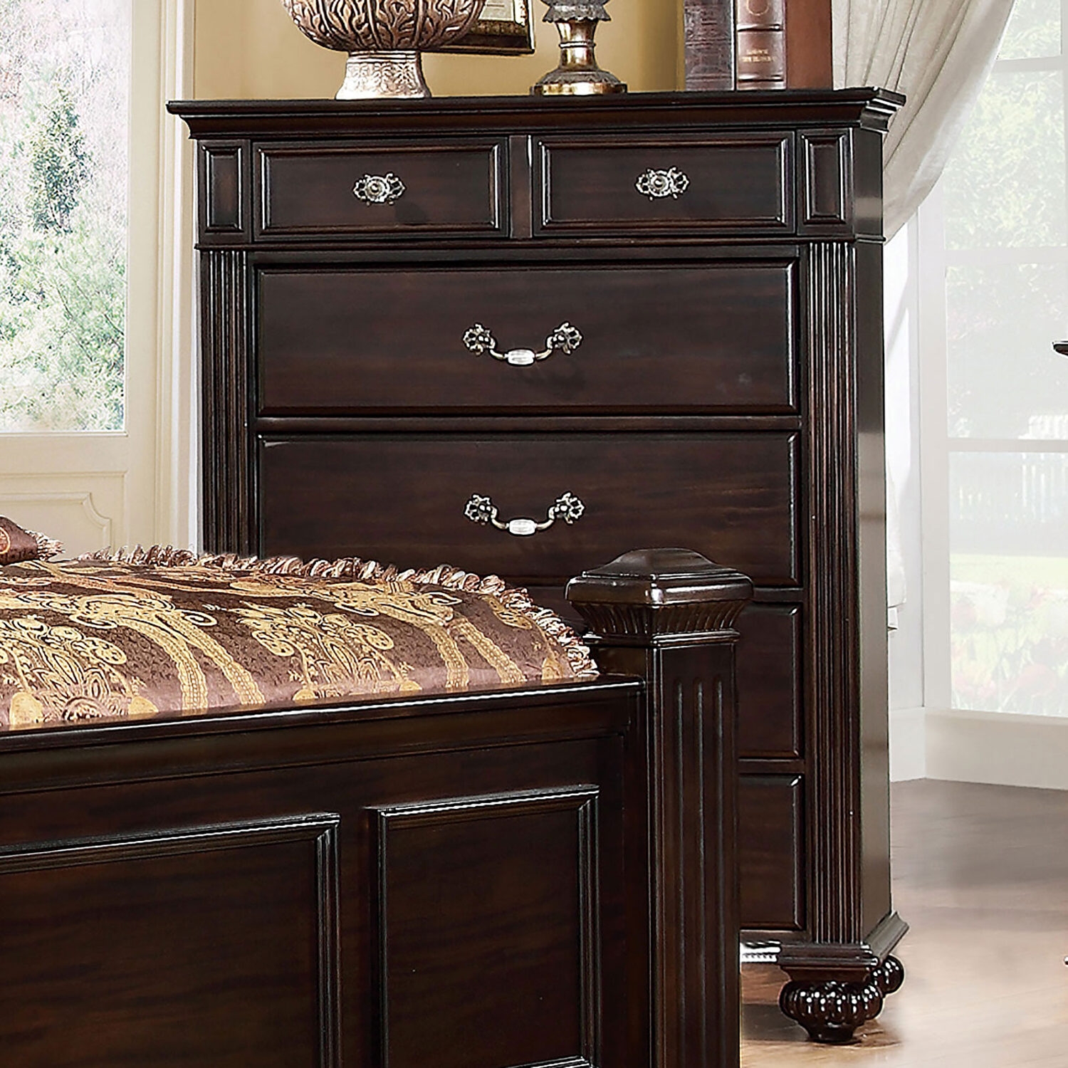 Syracuse Wood Panel Bedroom Set