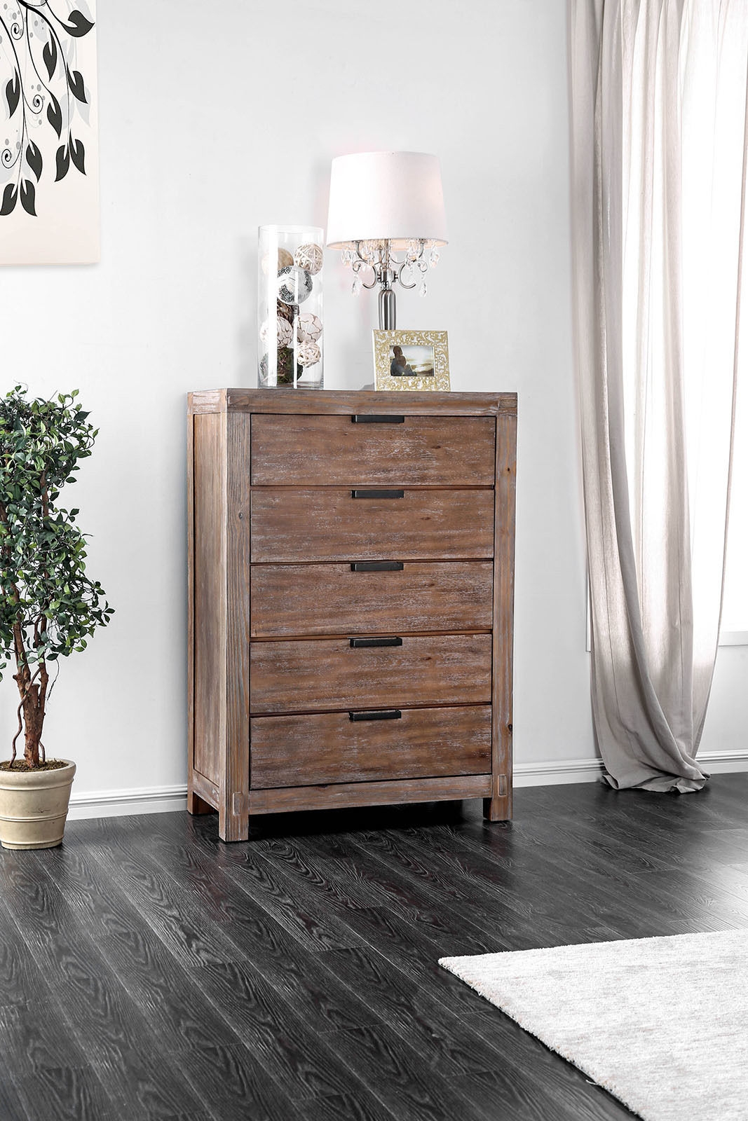 Wynton Wood Storage Platform Bedroom Set w/USB Charger