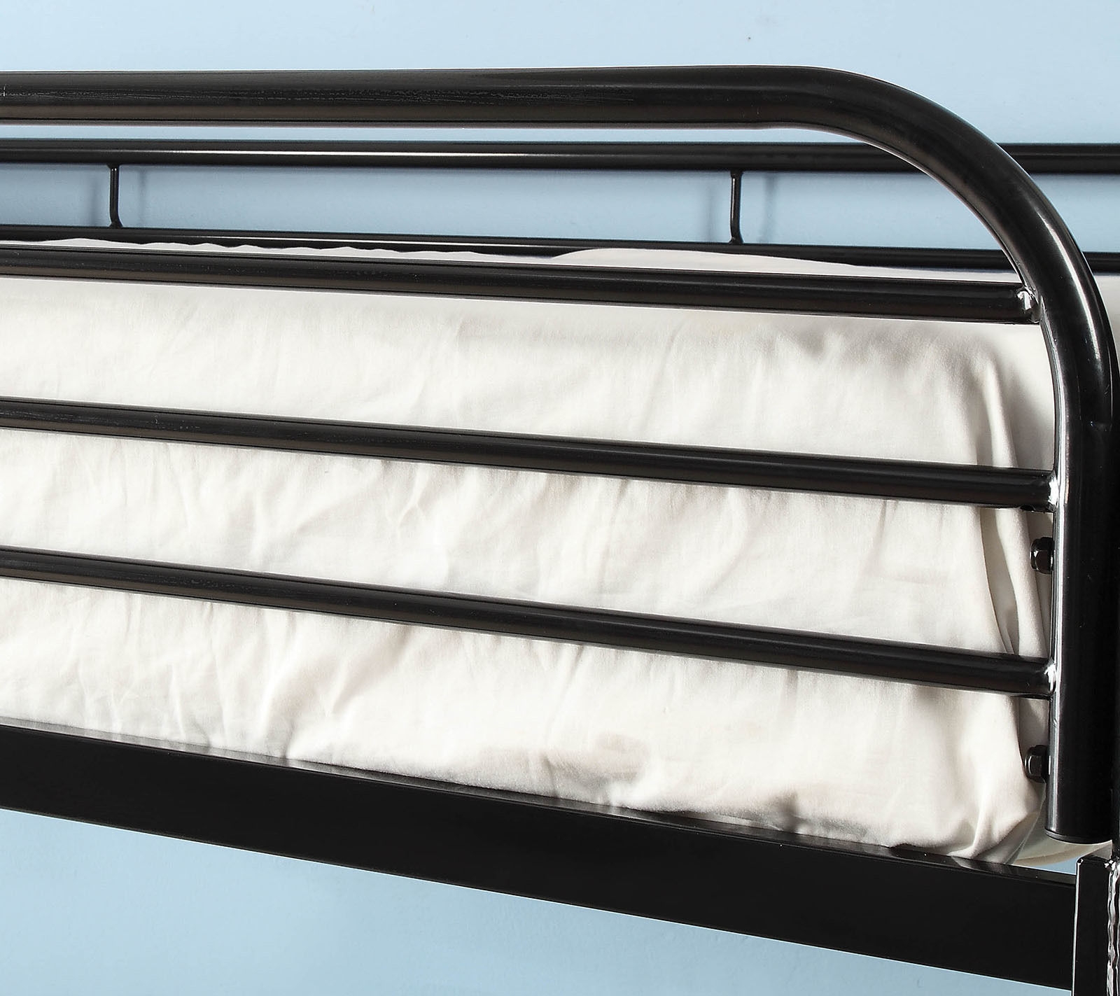 Opal Metal Bunk Bed, Twin Size