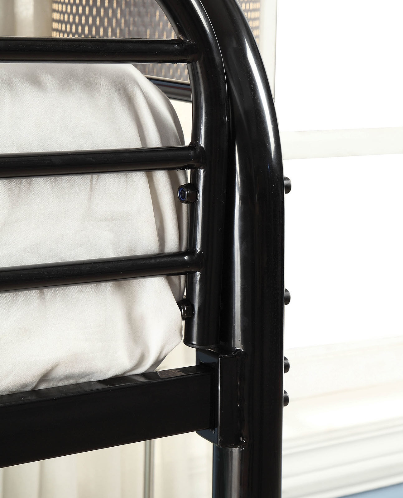 Opal Metal Bunk Bed, Twin Size