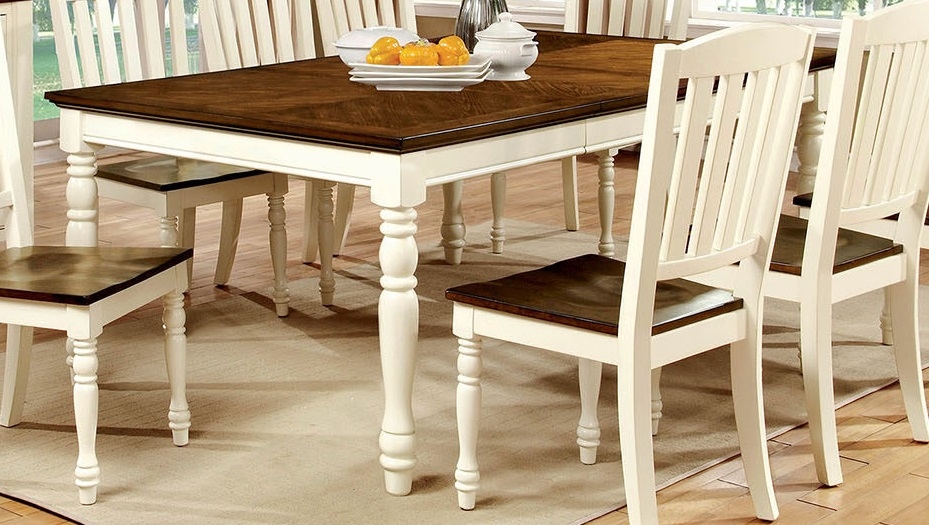 Harrisburg Wood Extendable Dining Set