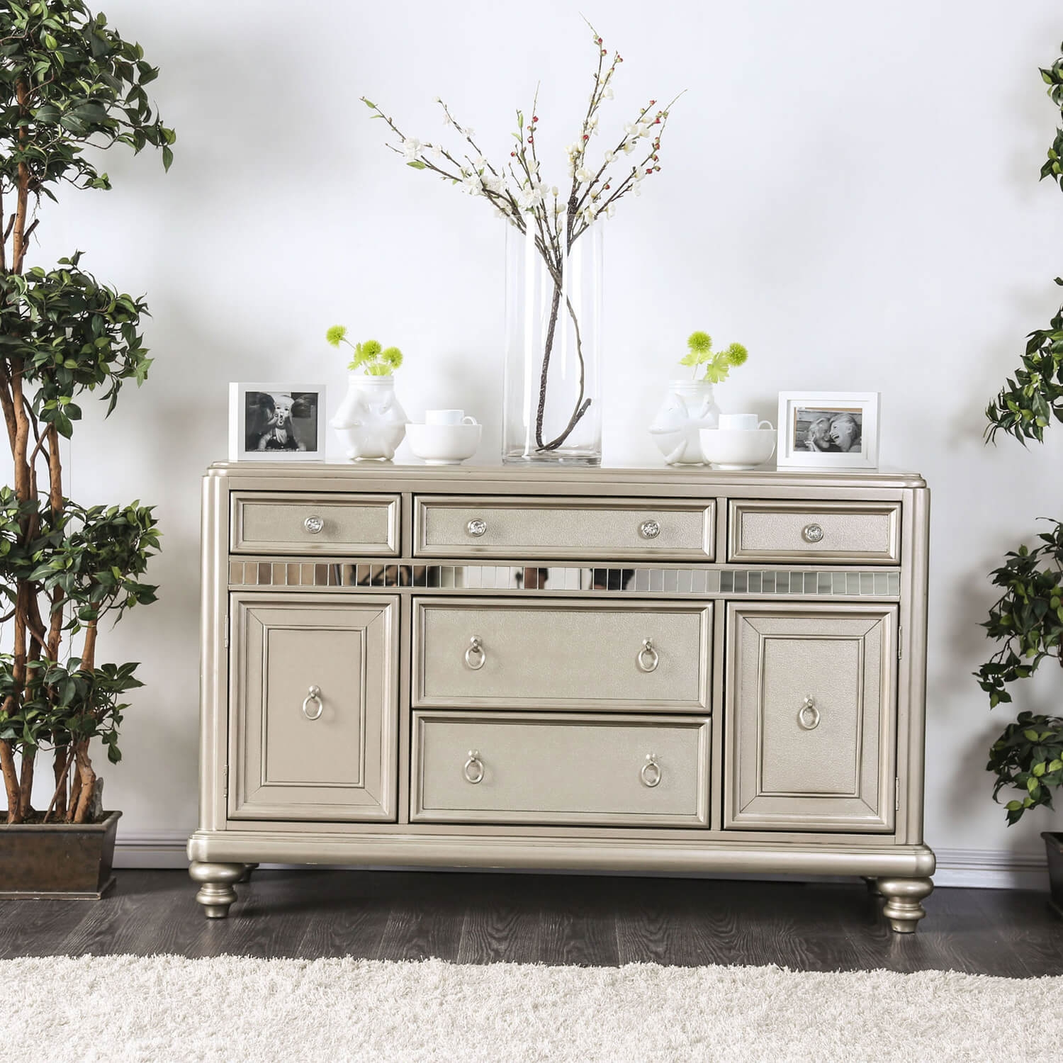 Xandra Wood Extendable Dining Set