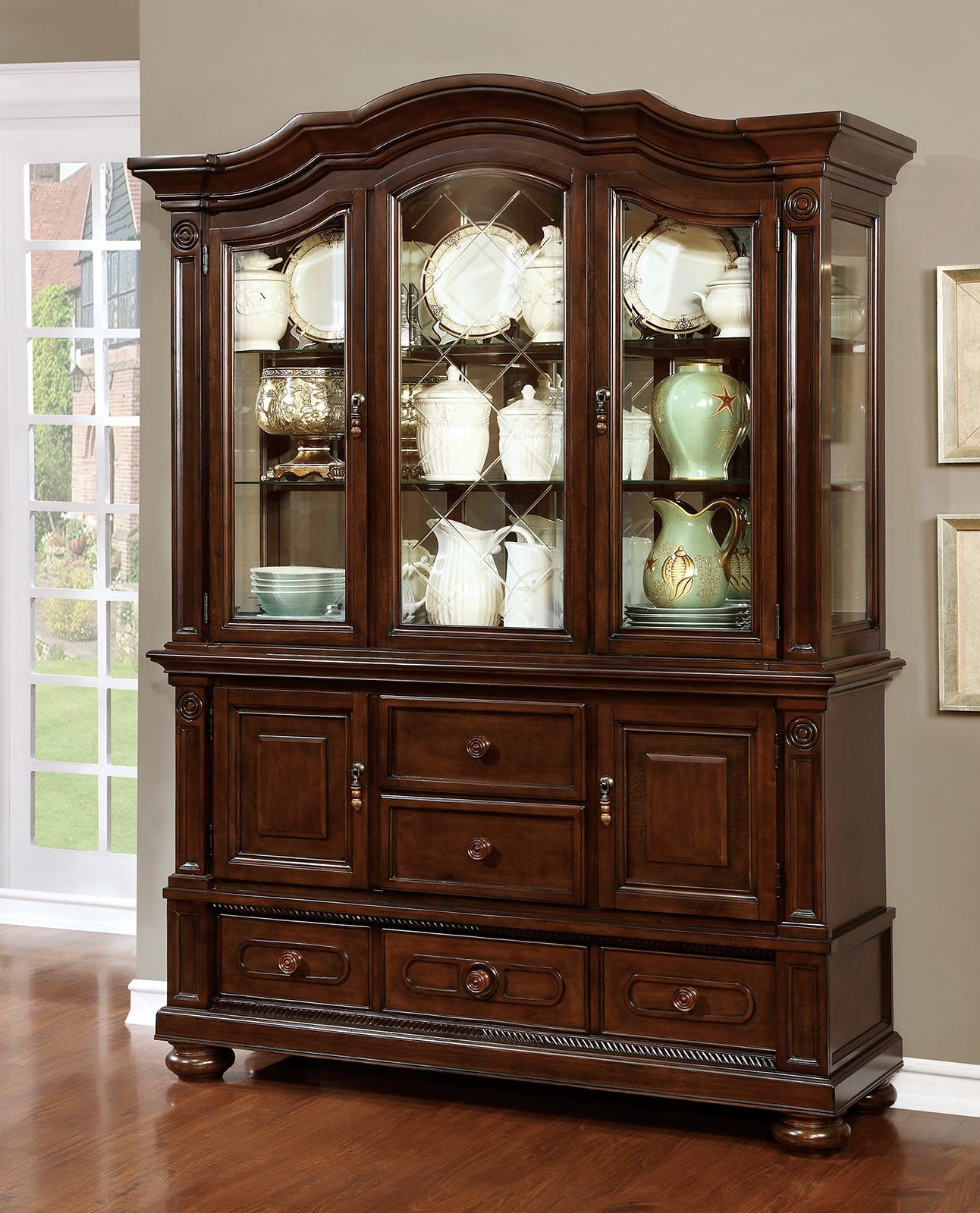 Alpena Wood Rectangular Extendable Dining Set