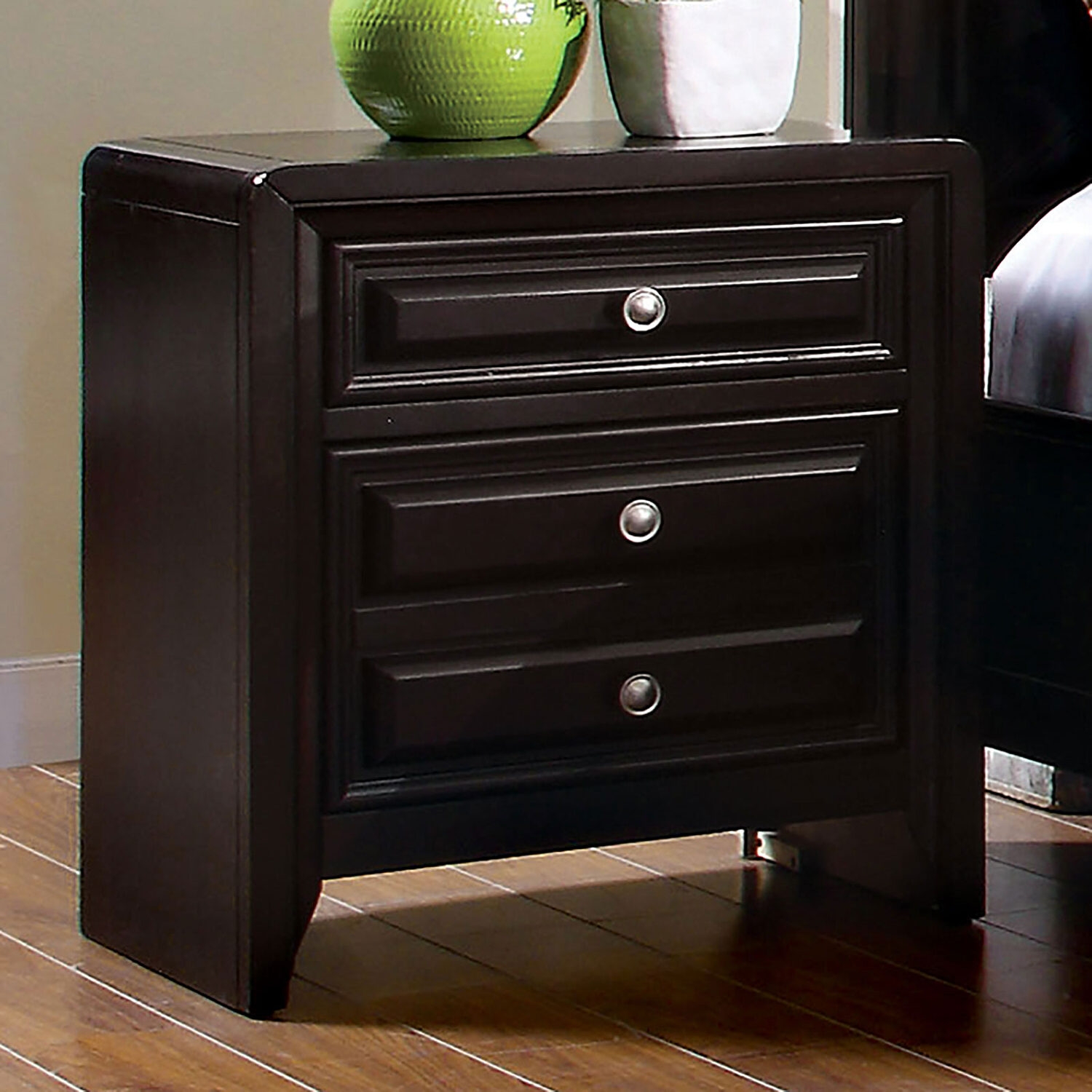 Winsor Leatherette/Wood Panel Bedroom Set