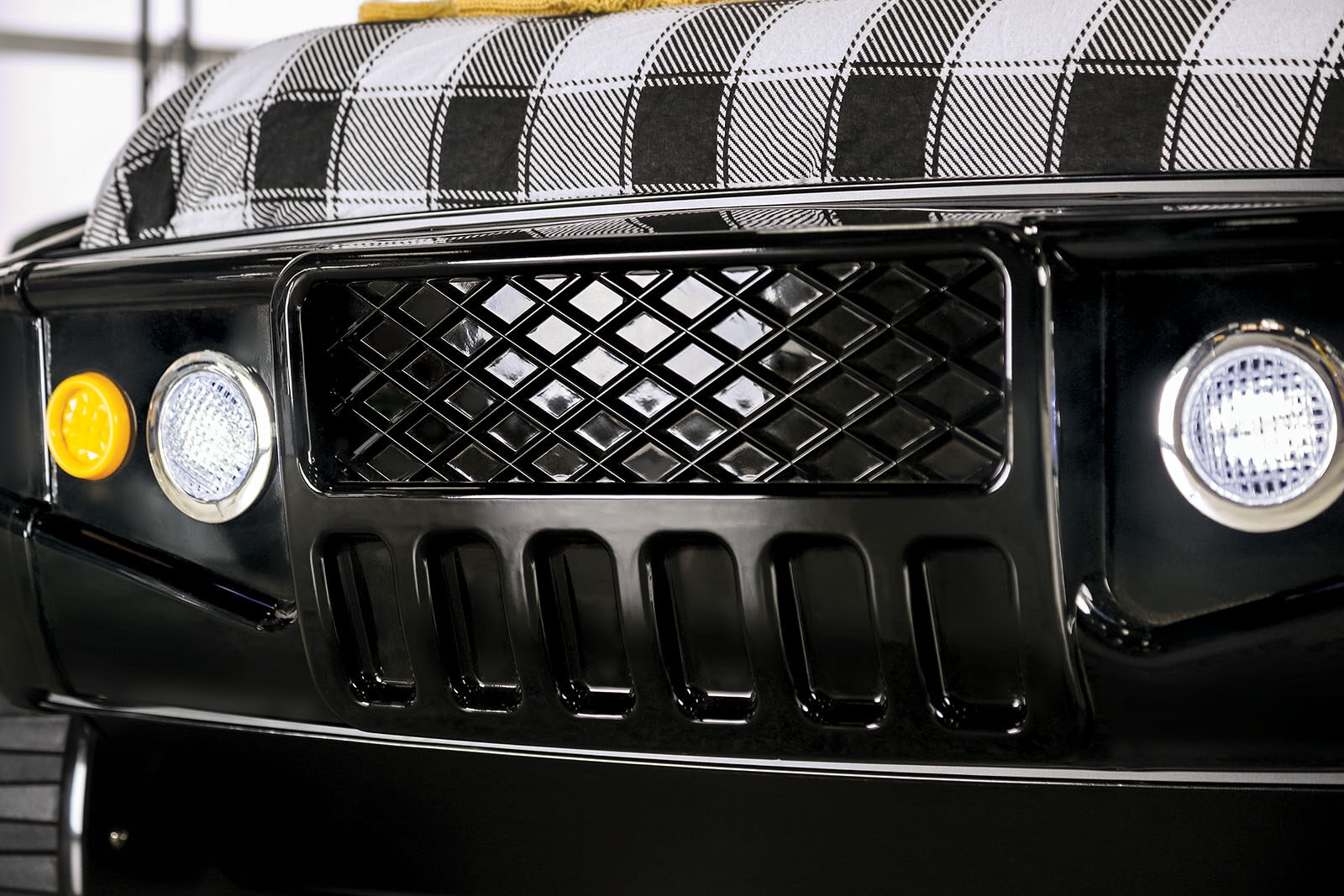 Speed Jump twin car bed front