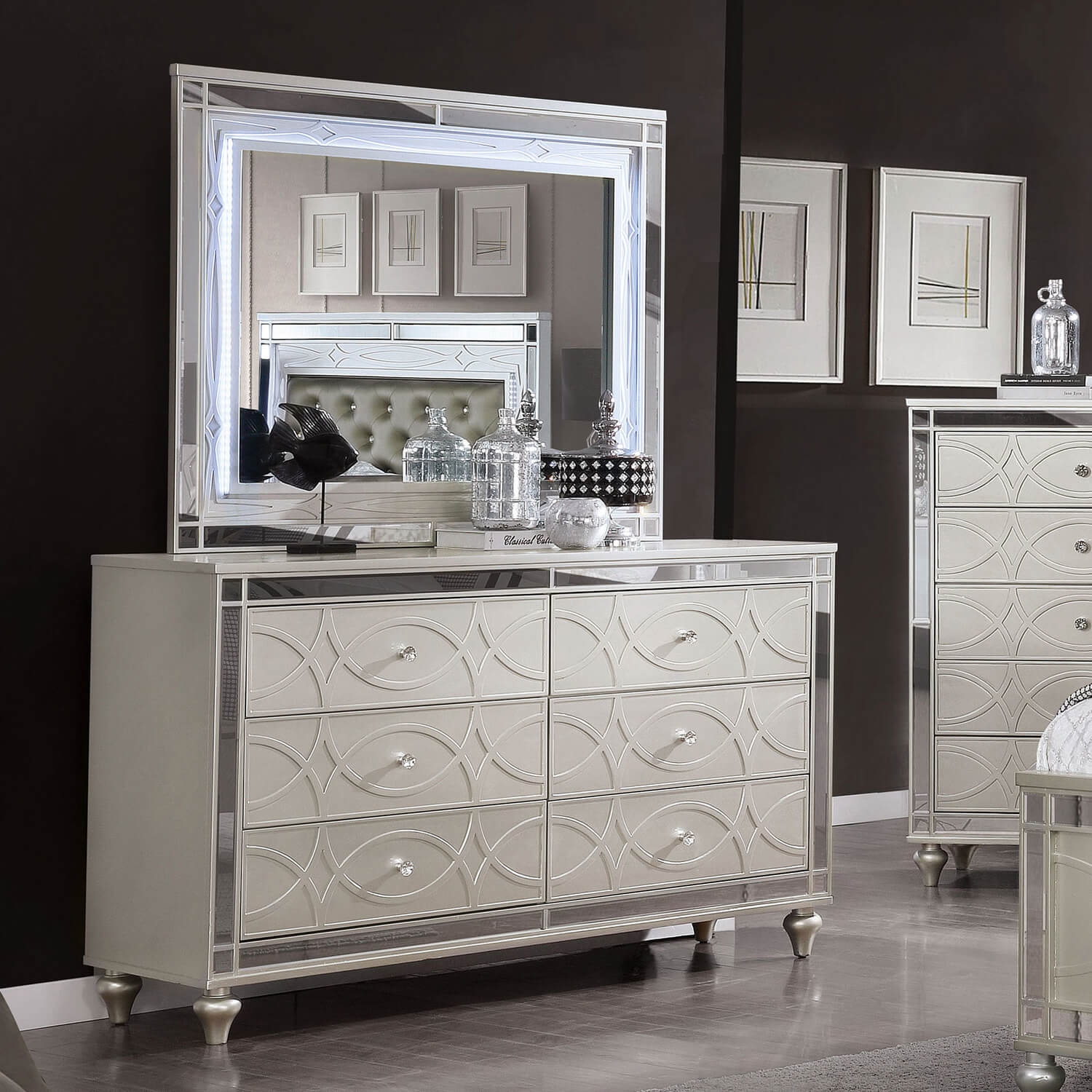 Manar Leatherette/Mirror/Wood Panel Tufted Bedroom Set w/LED Light