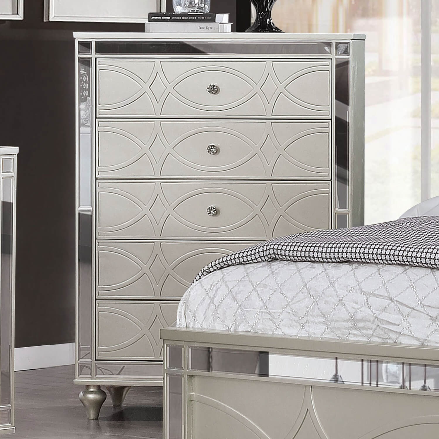 Manar Leatherette/Mirror/Wood Panel Tufted Bedroom Set w/LED Light