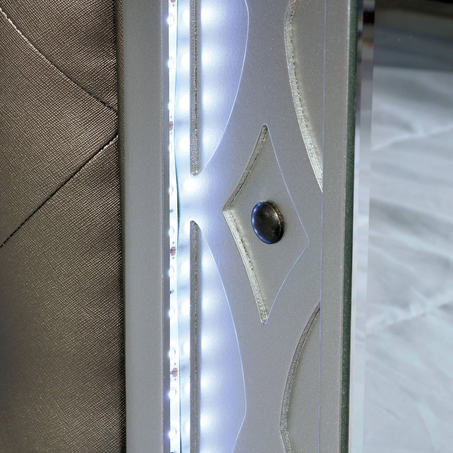 Manar Leatherette/Mirror/Wood Panel Tufted Bed w/LED Light, California King Size