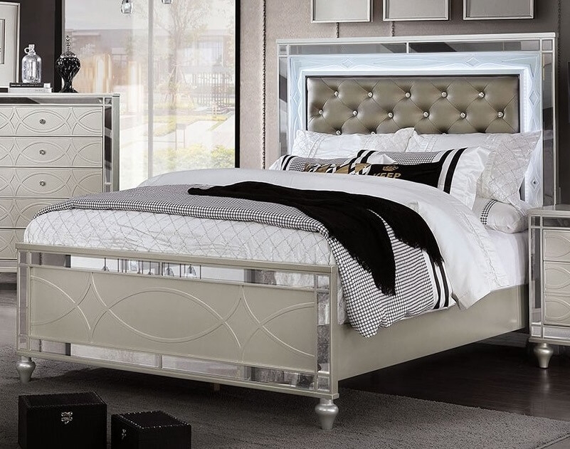 Manar Leatherette/Mirror/Wood Panel Tufted Bedroom Set w/LED Light