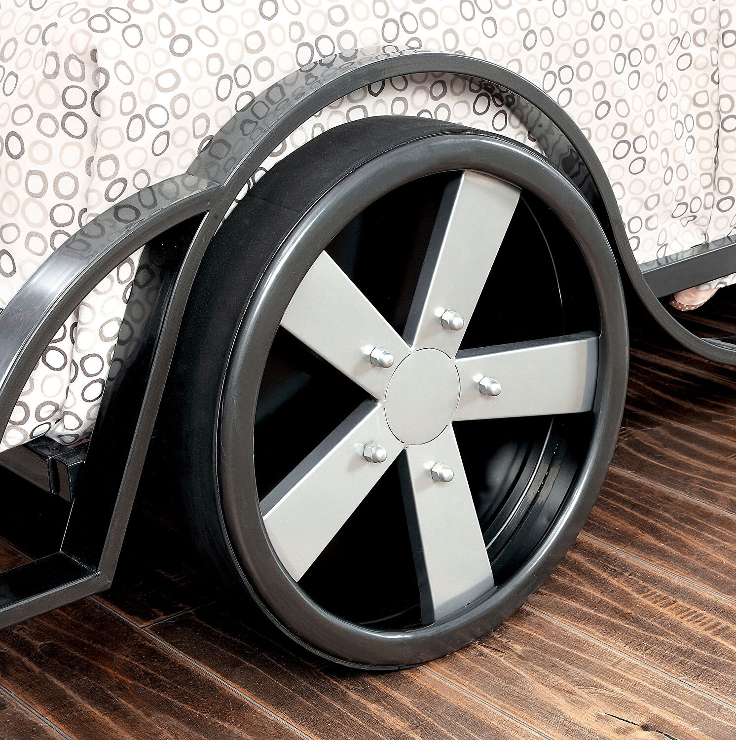 GT Racer Leatherette/Metal Youth Car Bed, Twin Size