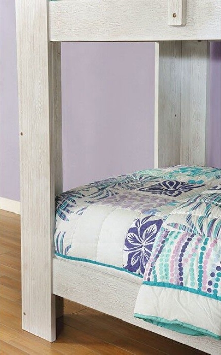 Suzie Wood Bunk Bed, Twin Size