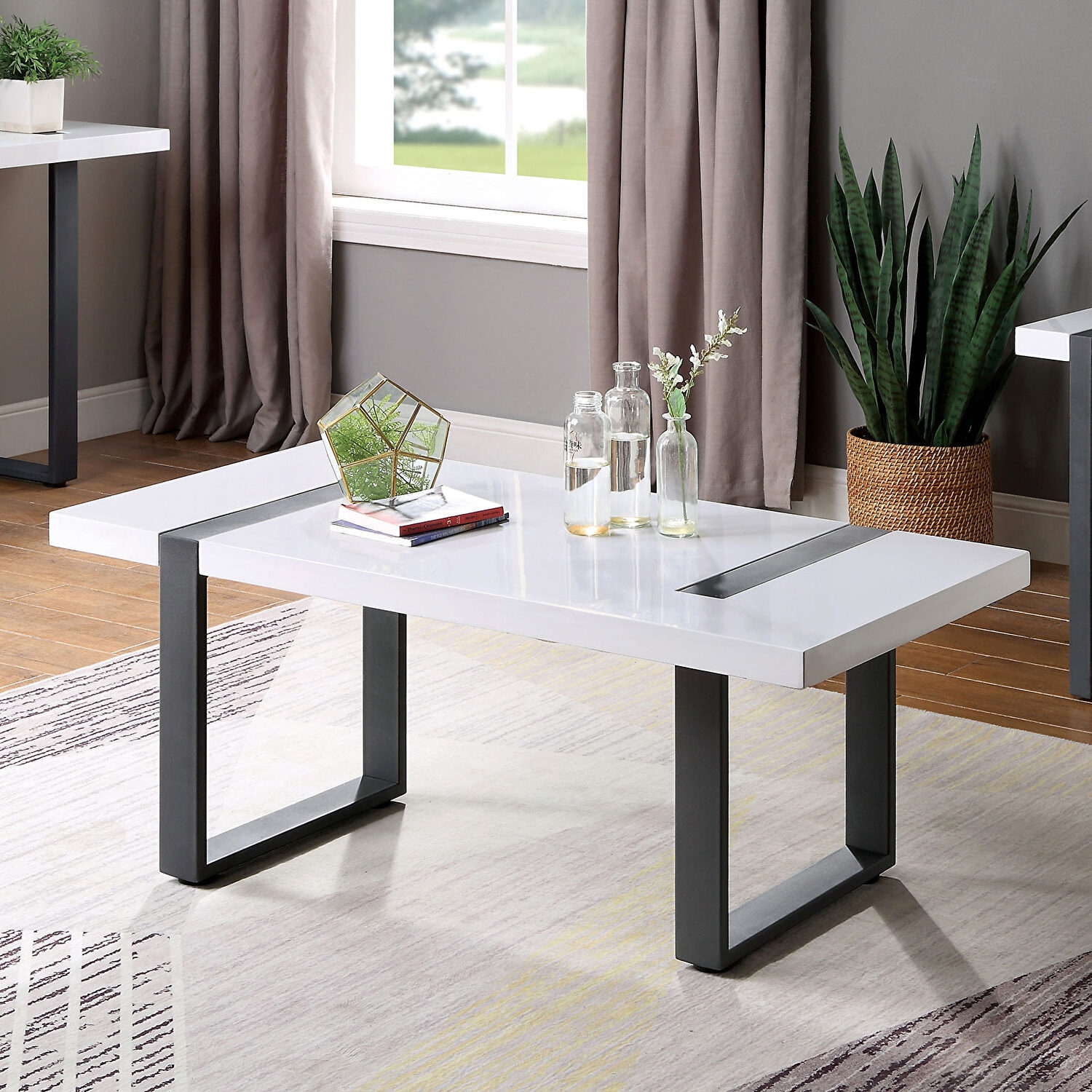 Eimear Lacquer/Metal Coffee Table