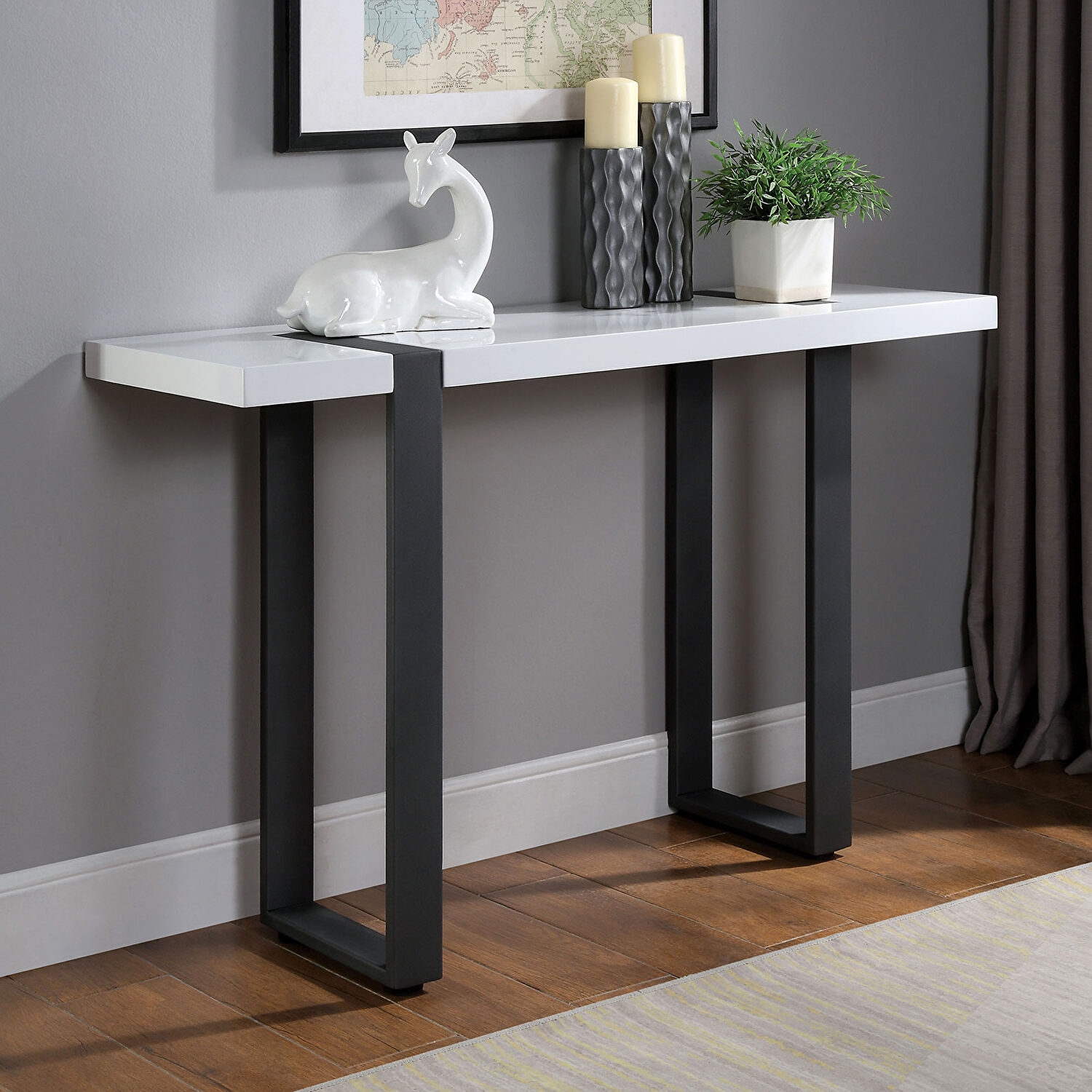 Eimear Lacquer/Metal Sofa Table
