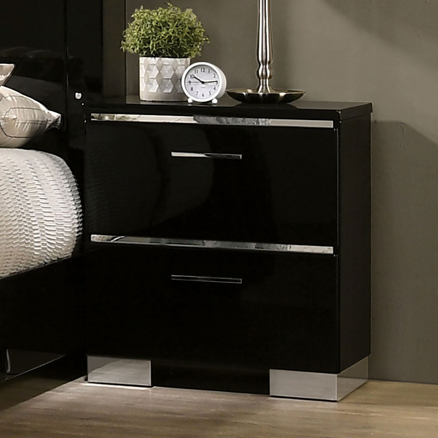 Carlie Metal/Wood Nightstand w/2 Drawers & USB Charger