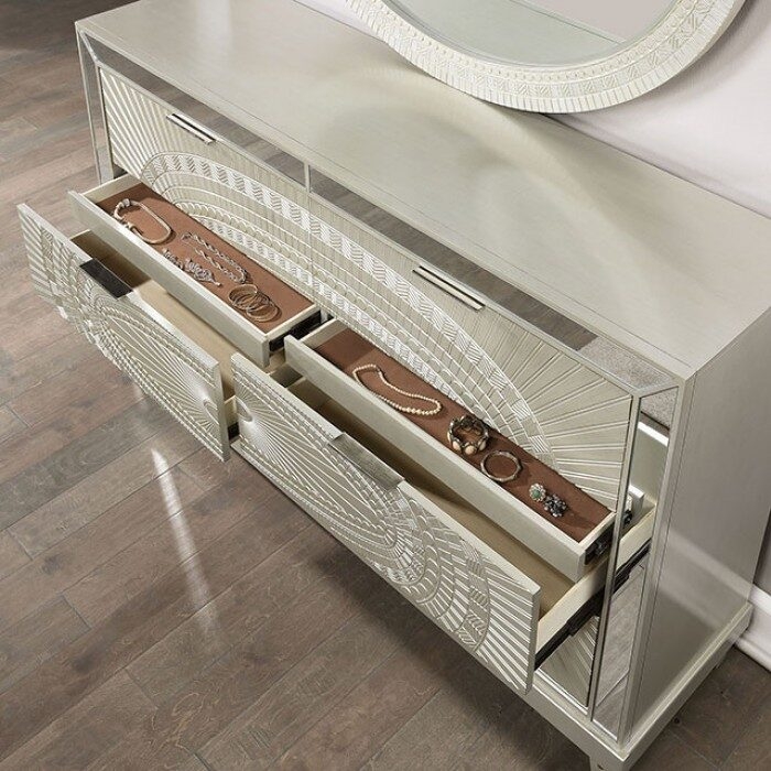 Valletta Polyresin/Mirror/Wood Panel Bedroom Set