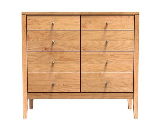 Willamette Wood Dresser w/8 Drawers