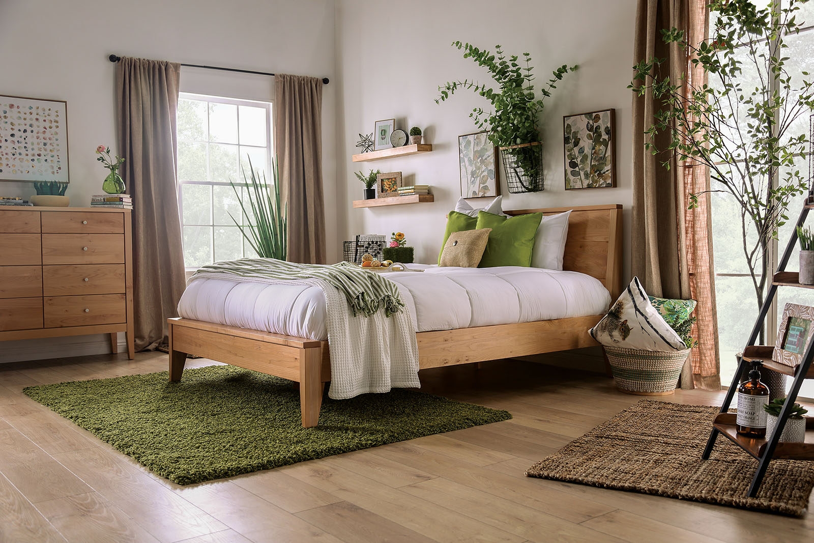 Willamette Wood Platform Bed, California King Size