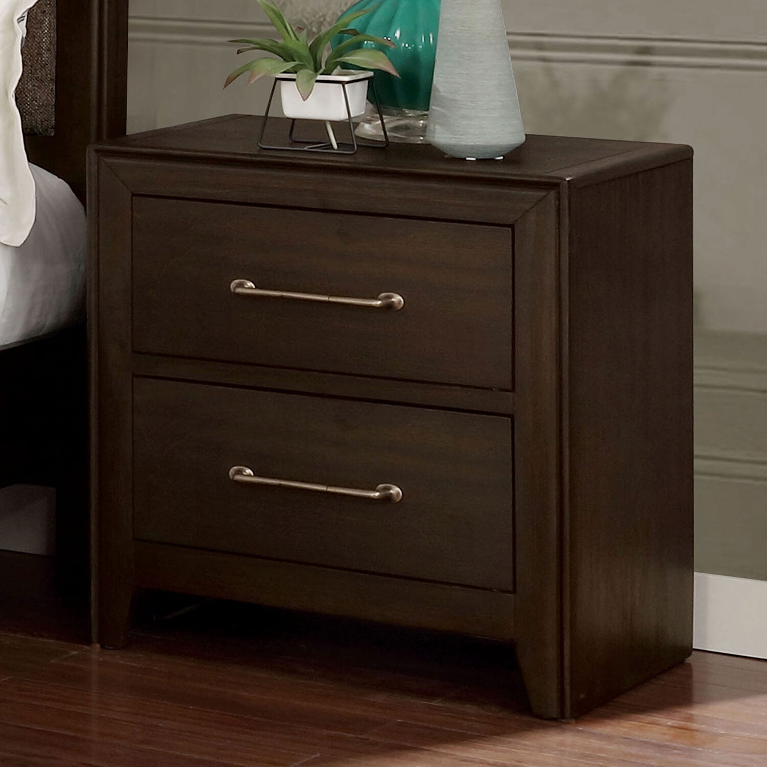 Jamie Wood Nightstand w/2 Drawers