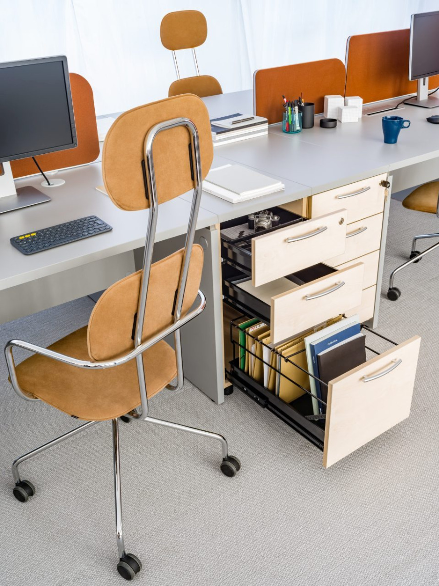 Standard Office Lockable Pedestal w/Optional Top Plate, File Drawer & Pencil Tray