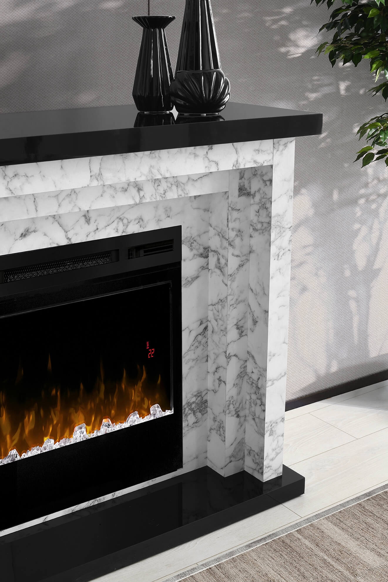 SM Carrara Fireplace Mantle w/Logs Insert