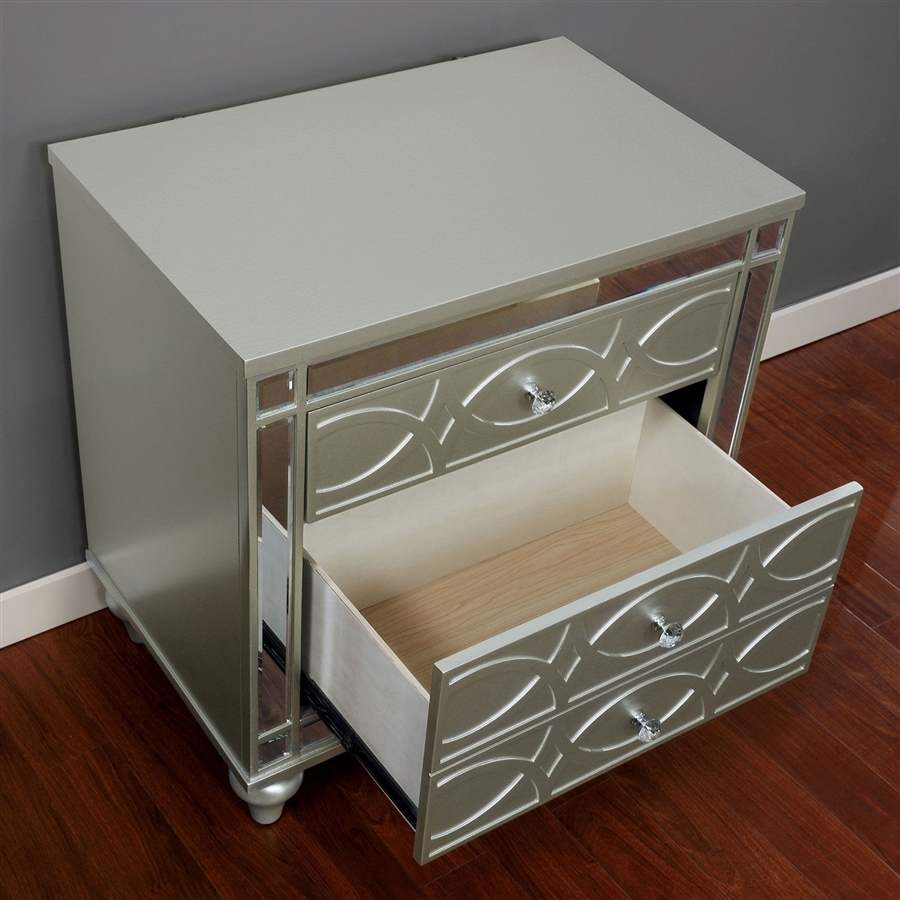 Manar Mirror/Wood Nightstand w/2 Drawers & USB Charger