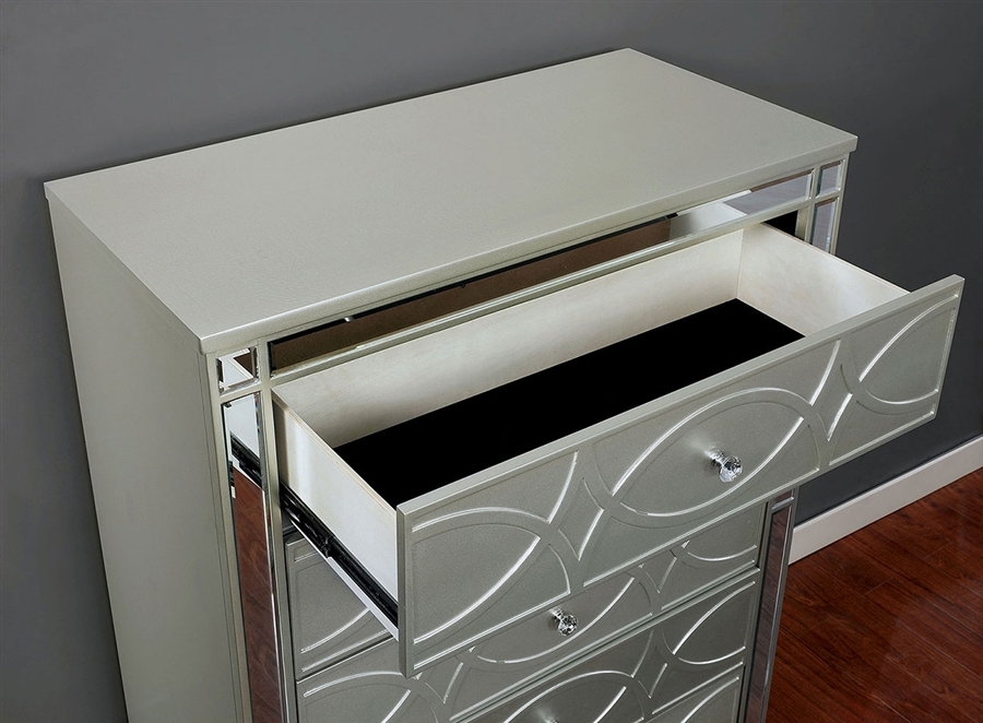 Manar Mirror/Wood Chest w/5 Drawers