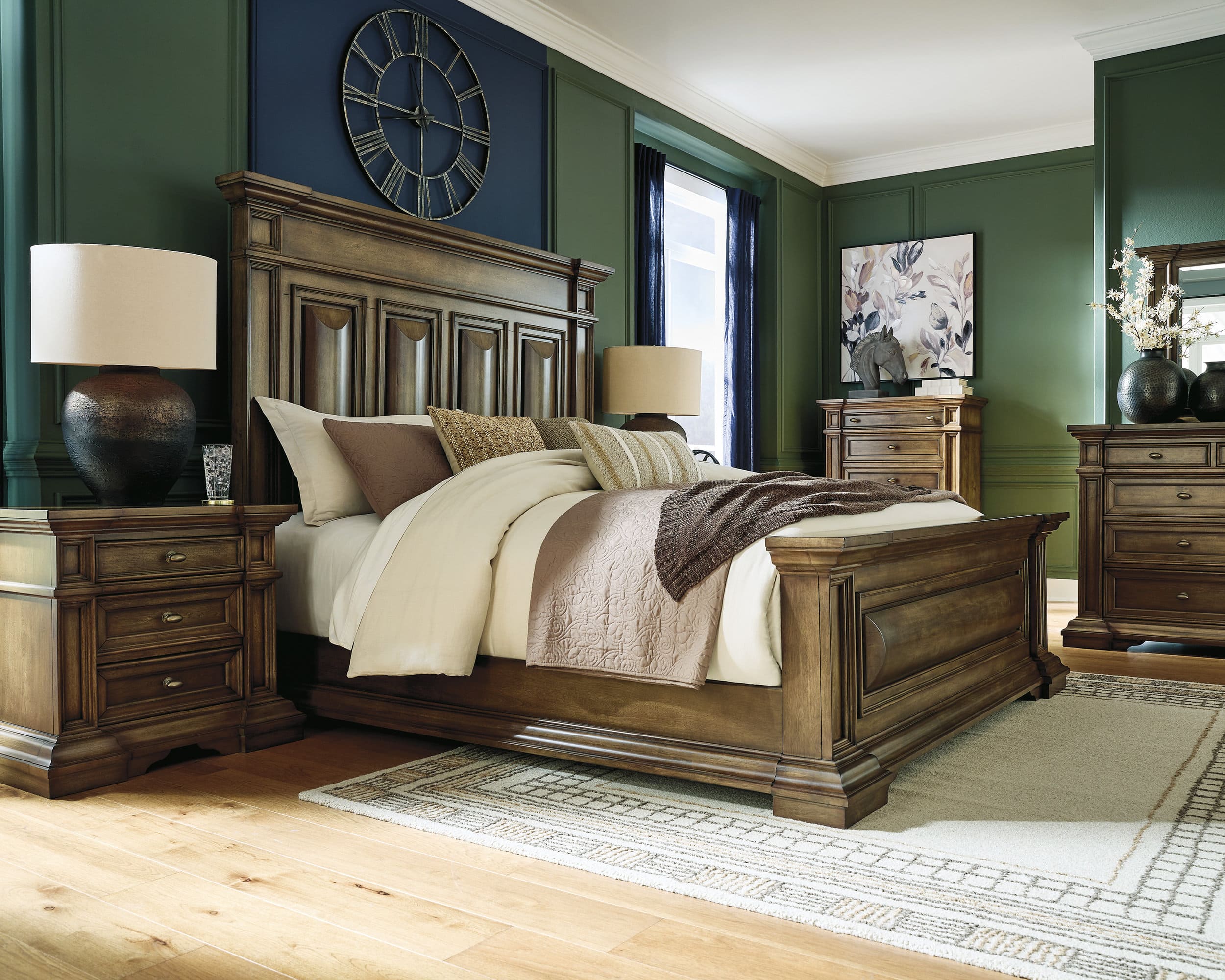 Frantanna Wood Panel Bed