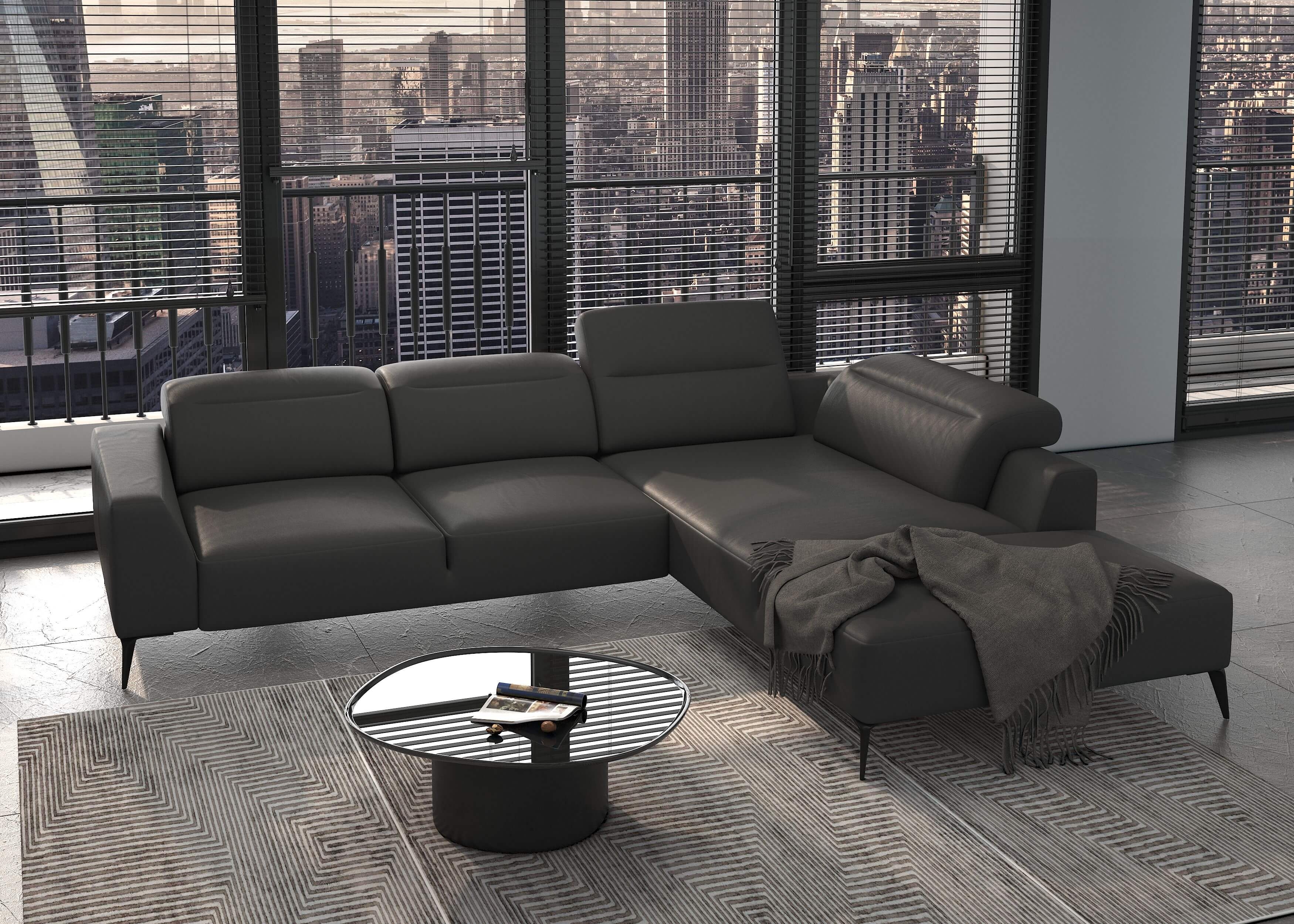 Luzzi 116" Premium Italian Leather Right Arm Chaise Sectional