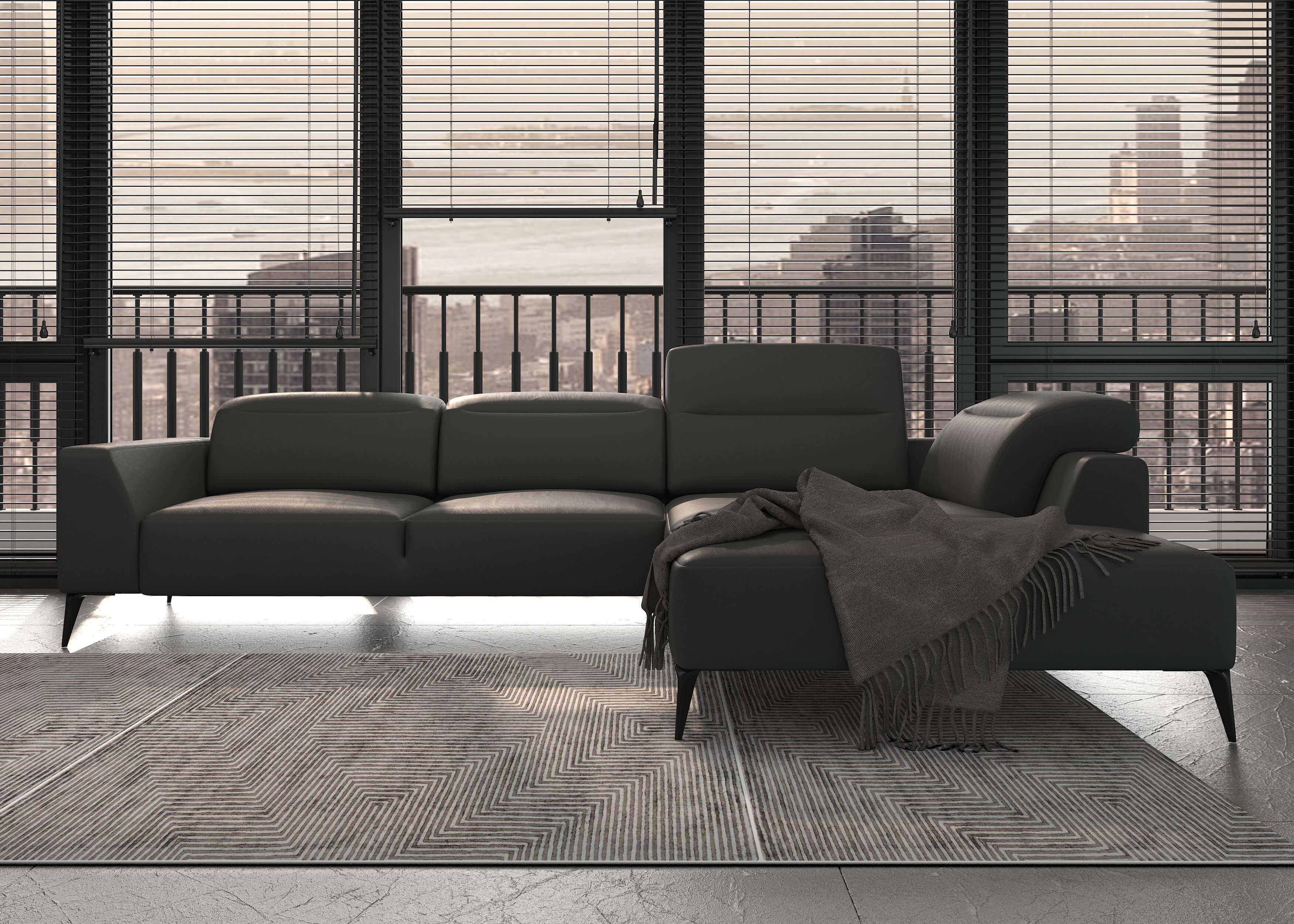 Luzzi 116" Premium Italian Leather Right Arm Chaise Sectional