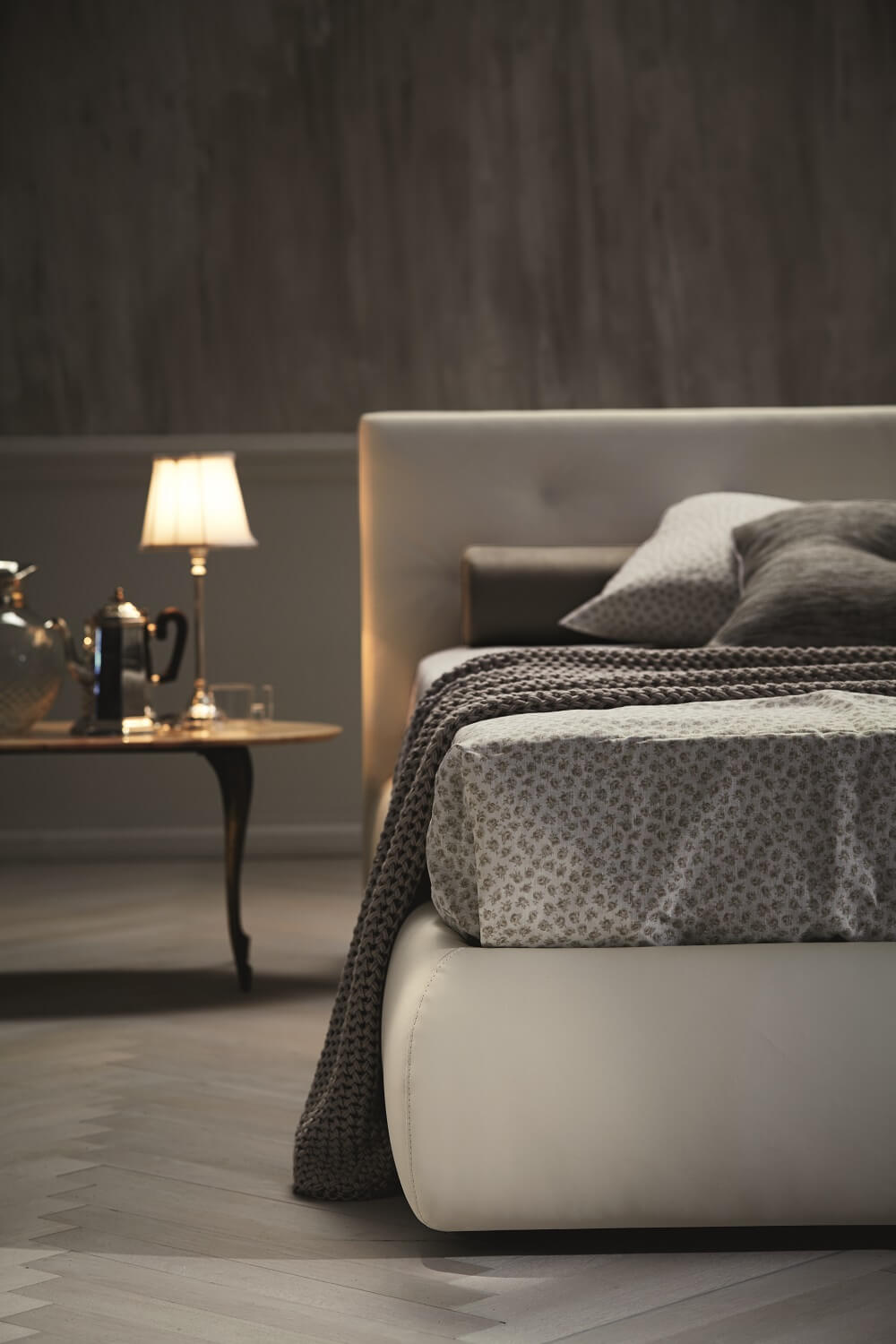 Gap Storage Bed, Queen Size by J&M Furniture