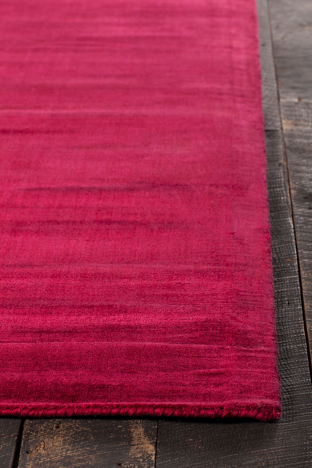 Gelco Viscose Rectangular Hand-woven Rug, 5' x 7'6"