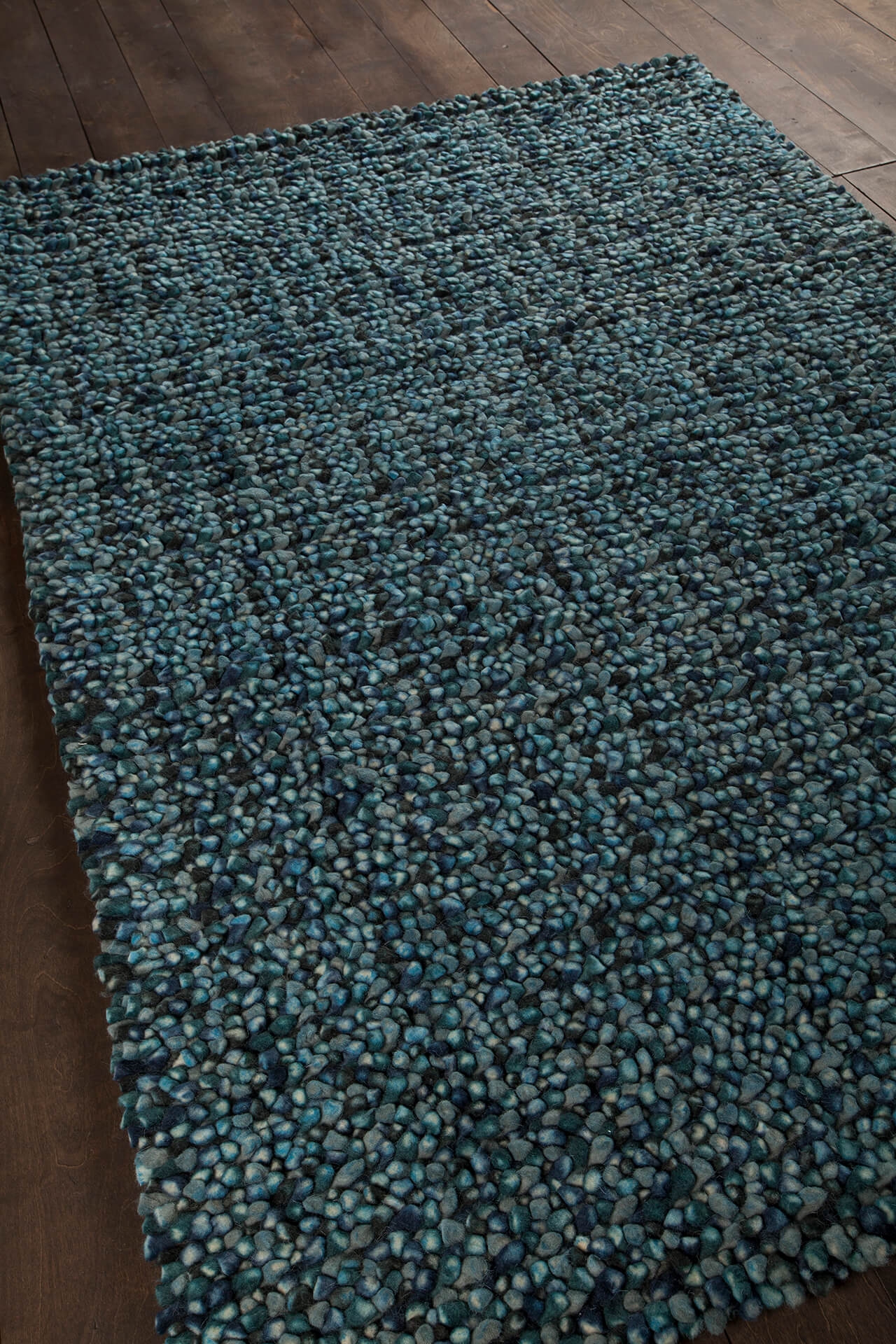 Gems Wool Hand-woven Rug