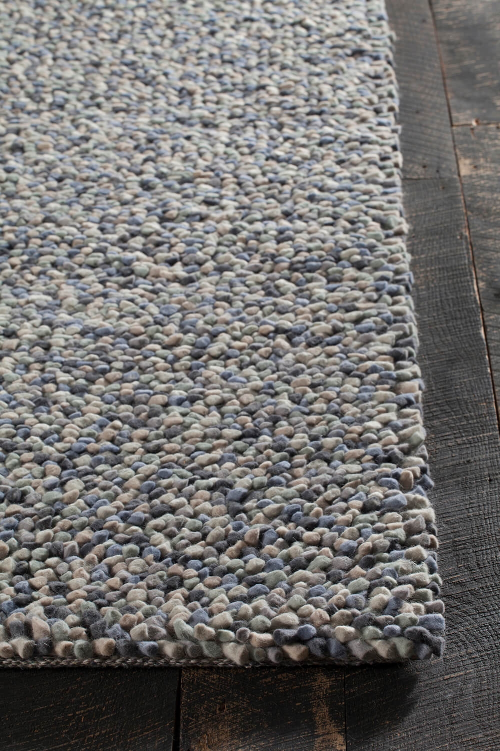 Gems Wool Hand-woven Rug