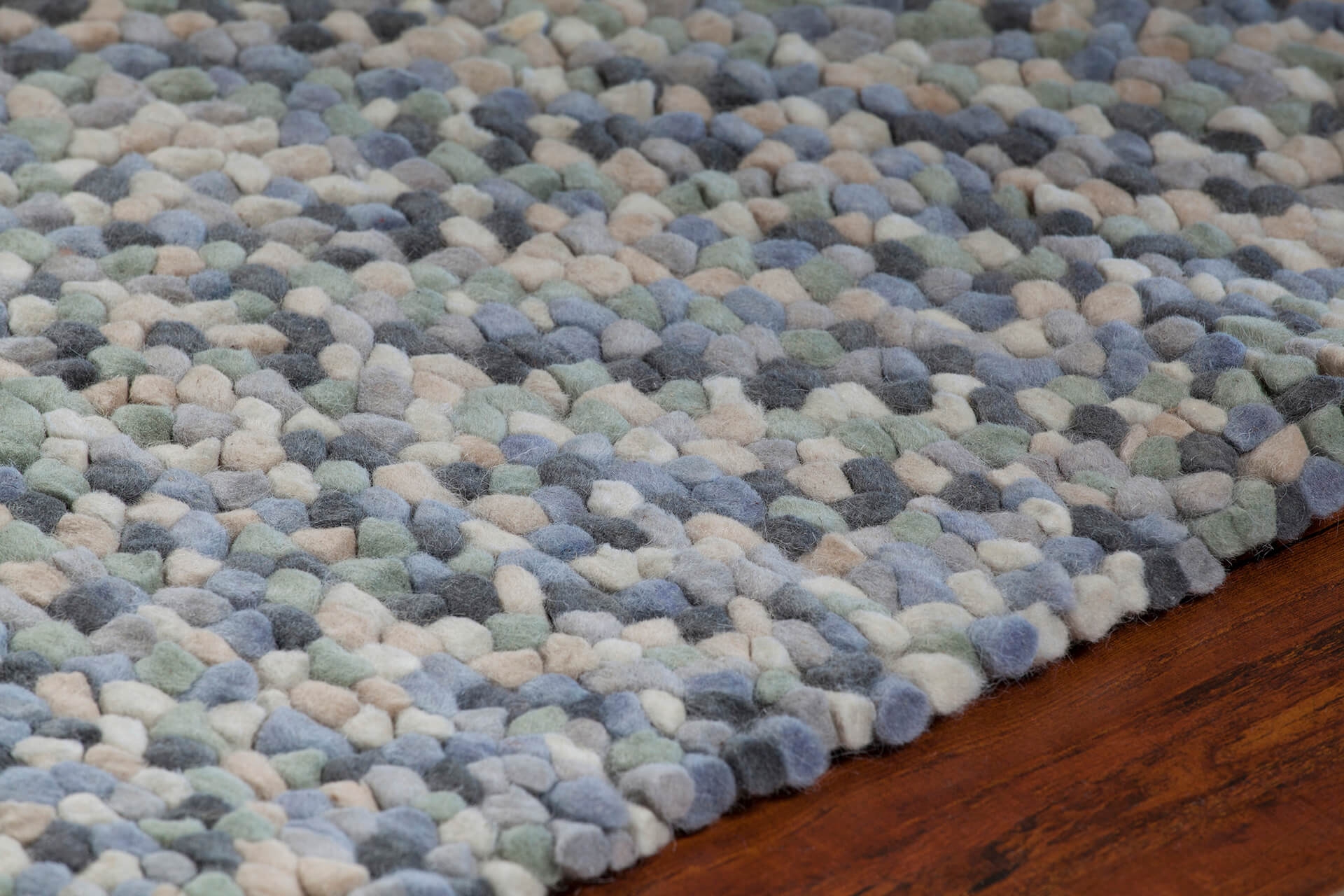 Gems Wool Rectangular Hand-woven Rug, 7'9" x 10'6"