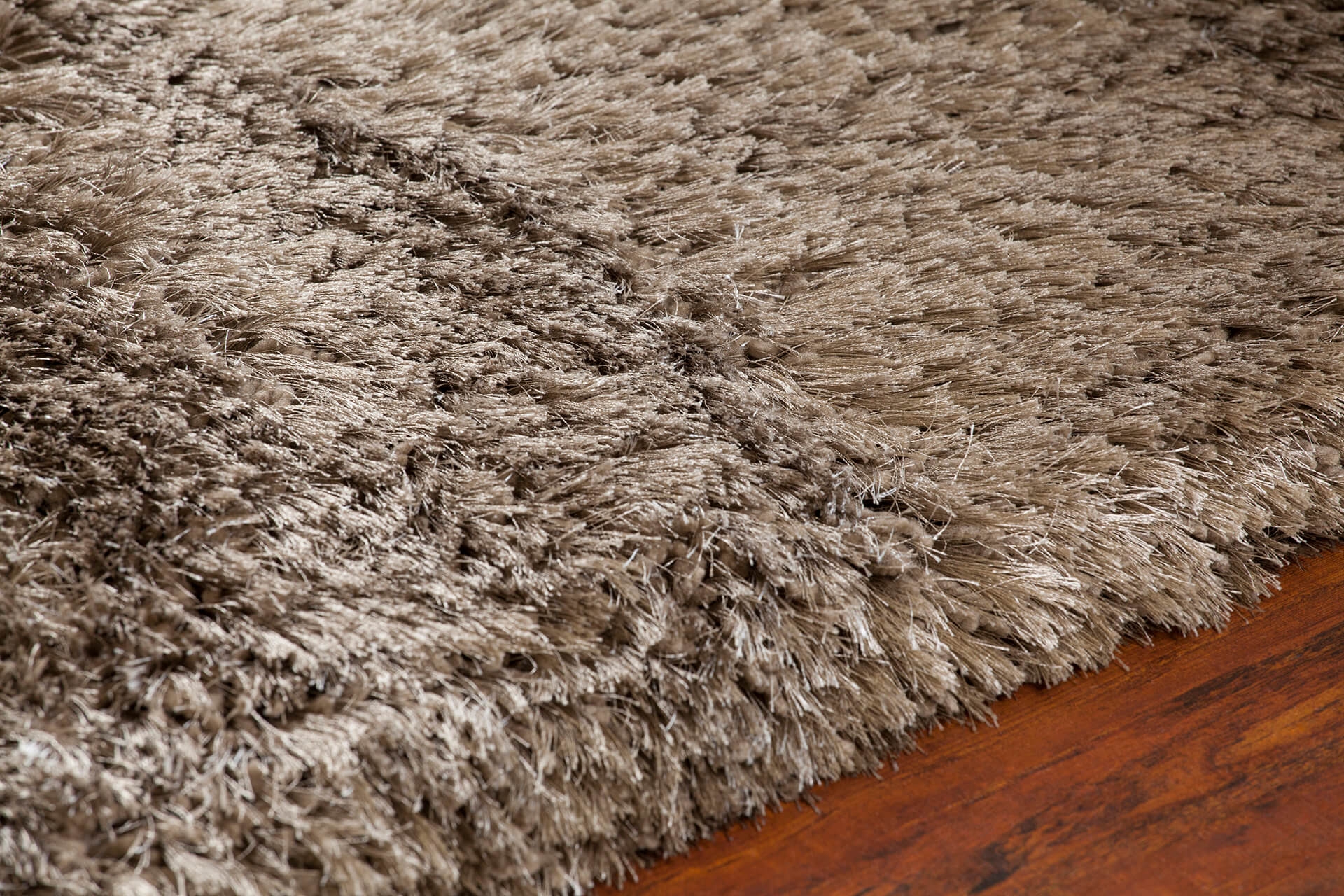Giulia Polyester Rectangular Hand-woven Rug, 5' x 7'6"
