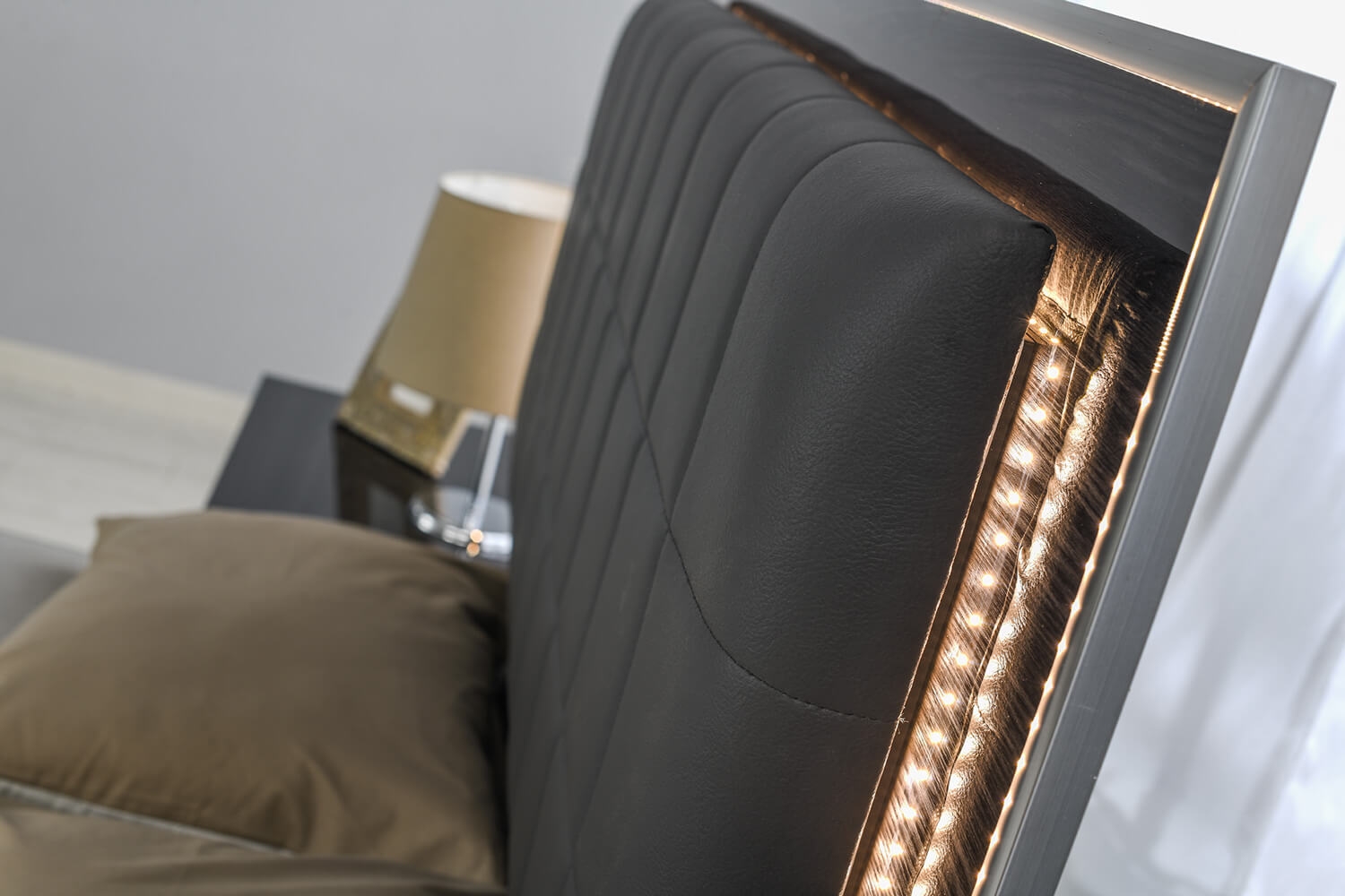 Giulia Premium Leatherette LED Queen Size Bed