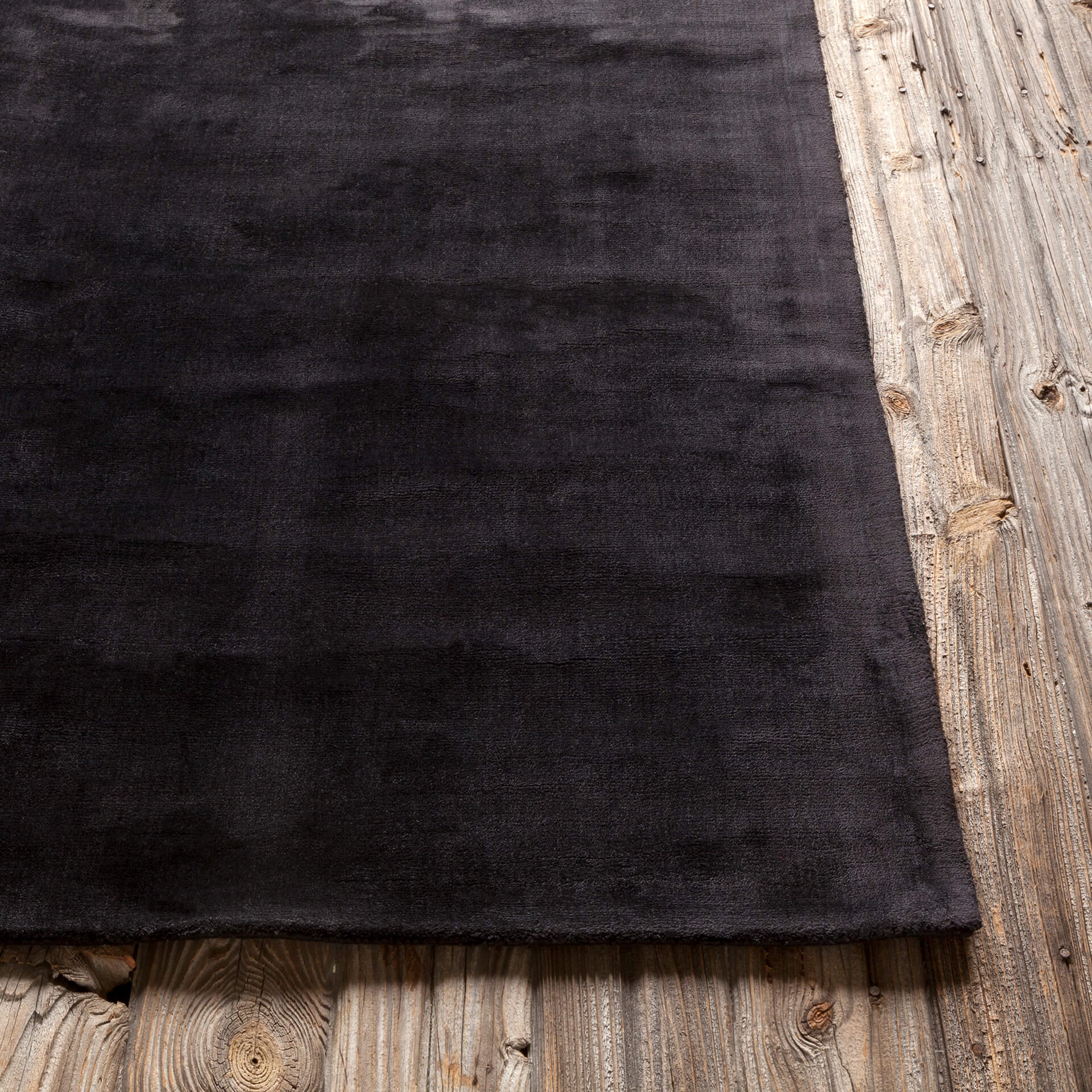 Gloria Viscose Rectangular Hand-woven Rug, 7'9" x 10'6"