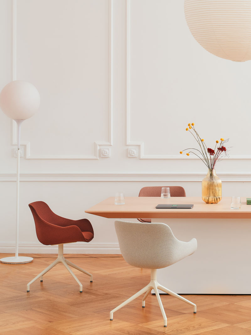 Gravity Rectangular Conference Table