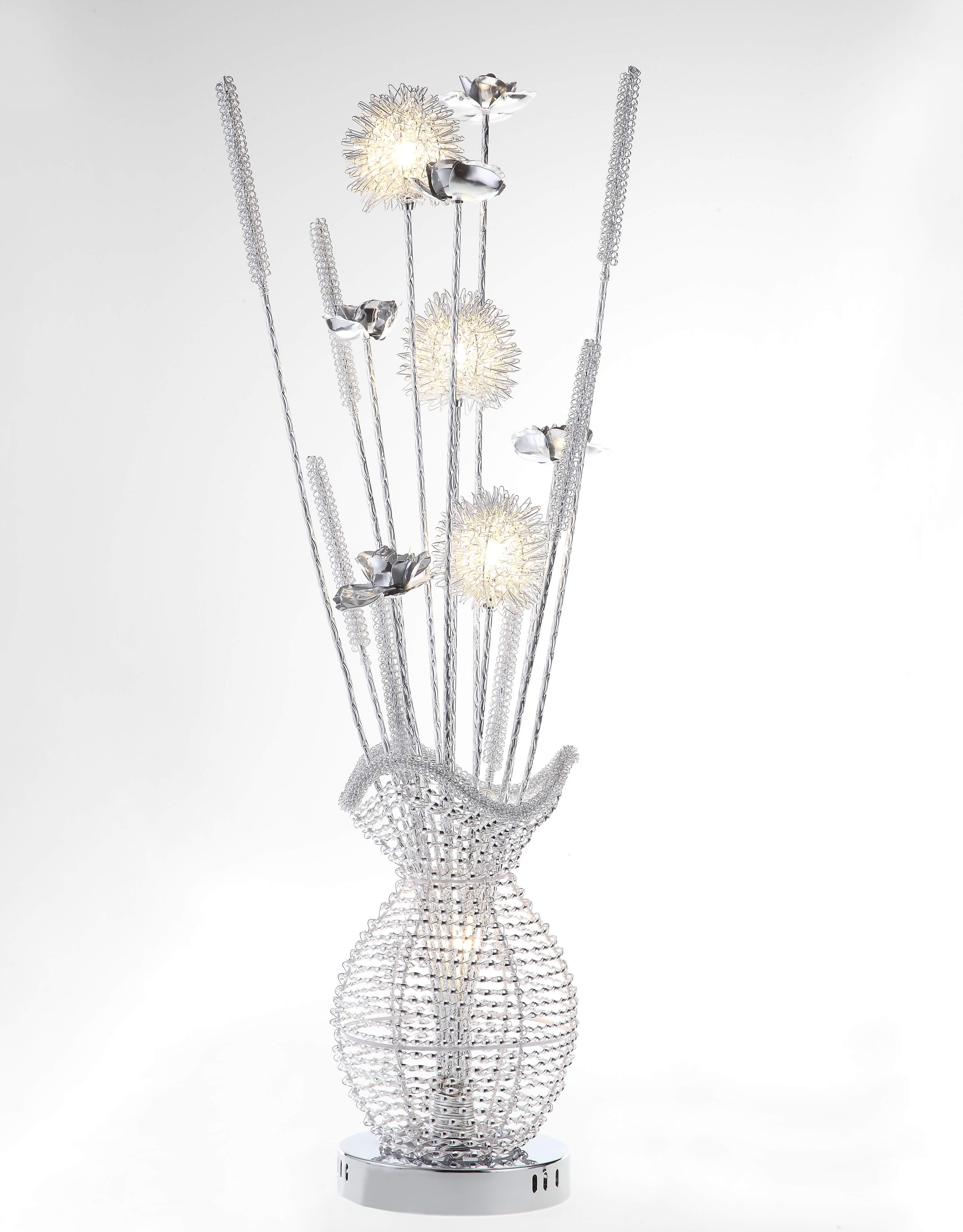 Bellflower Metal Table Lamp