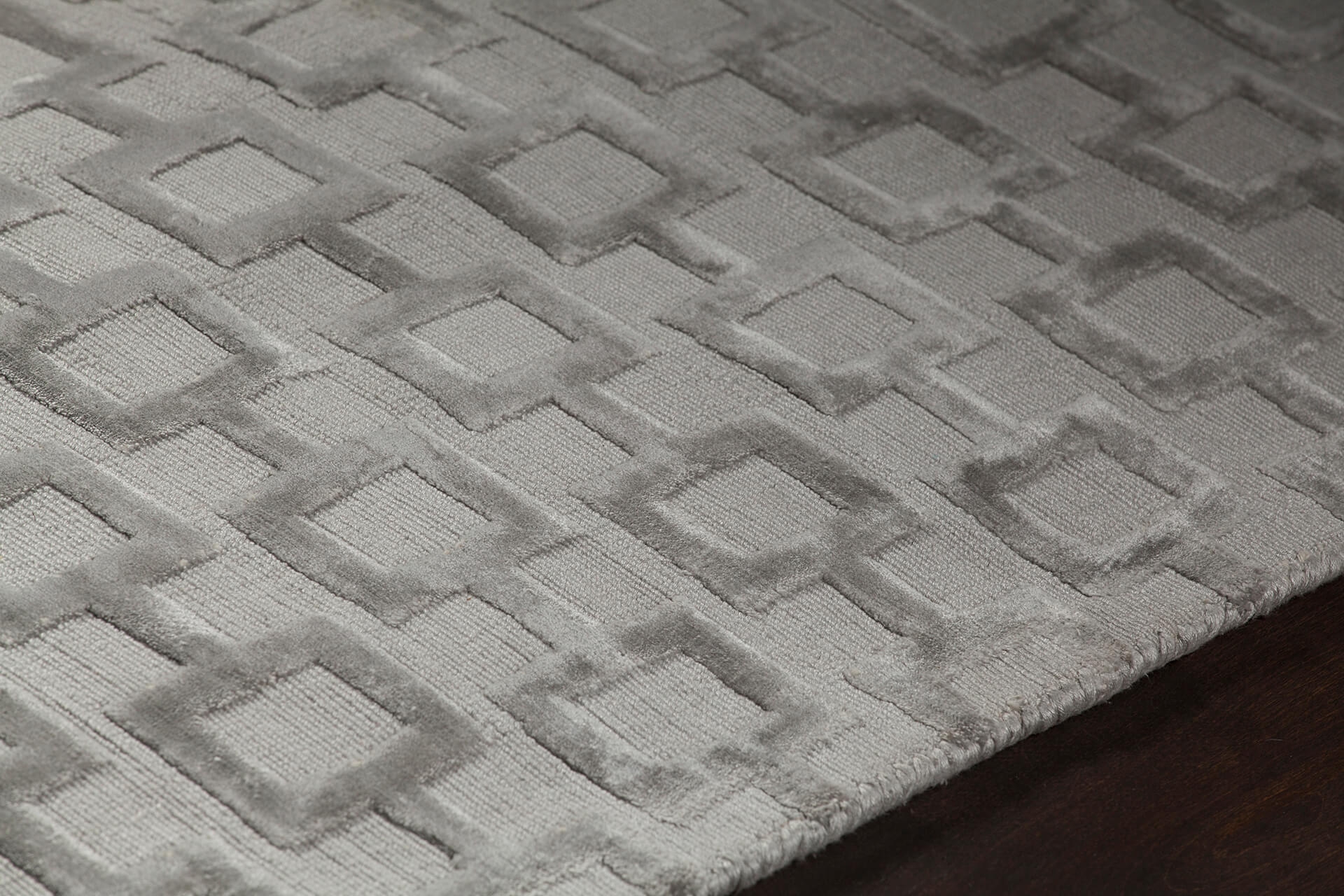 Hallie Viscose Rectangular Hand-woven Rug