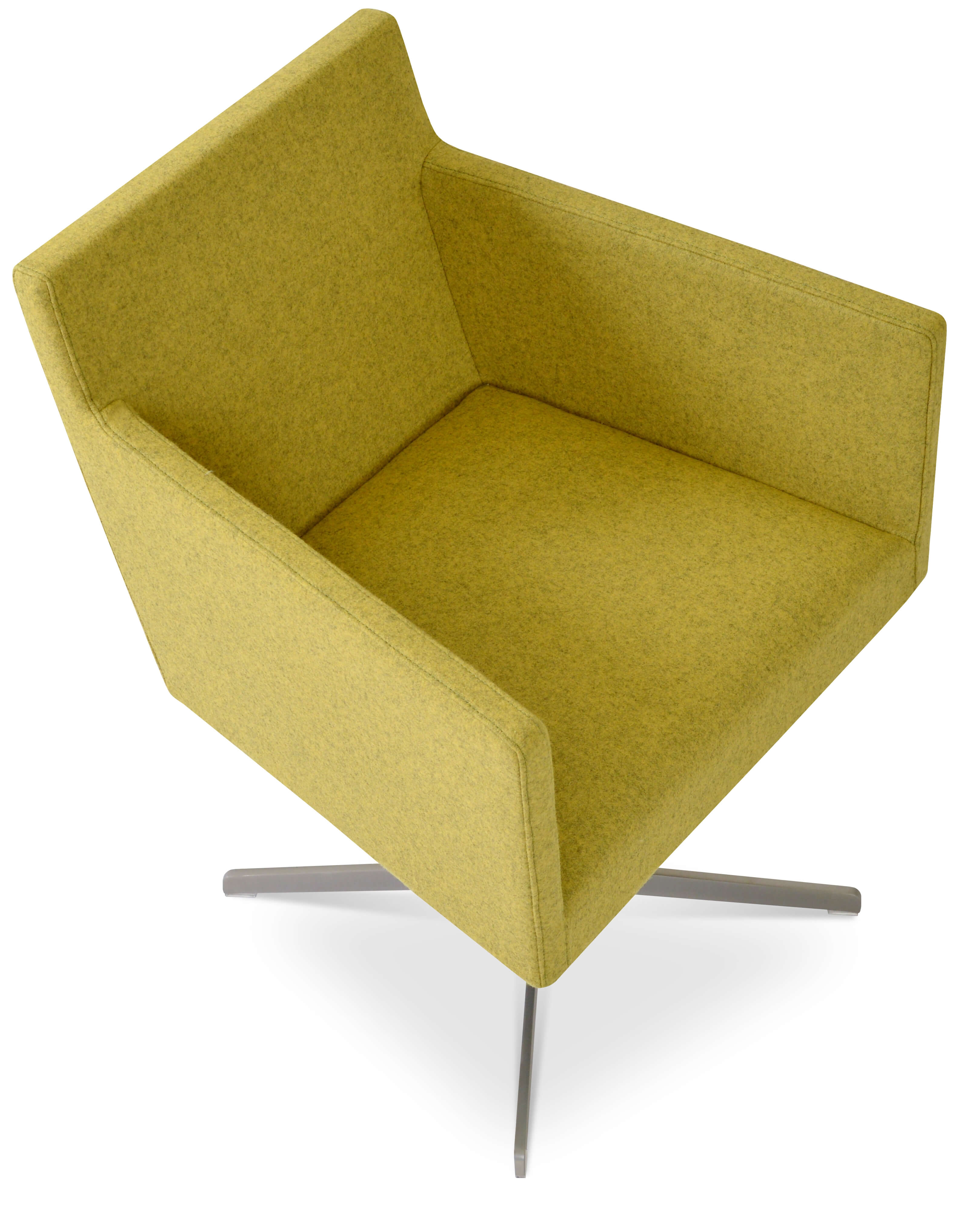 Harput 4 Star Swivel Armchair