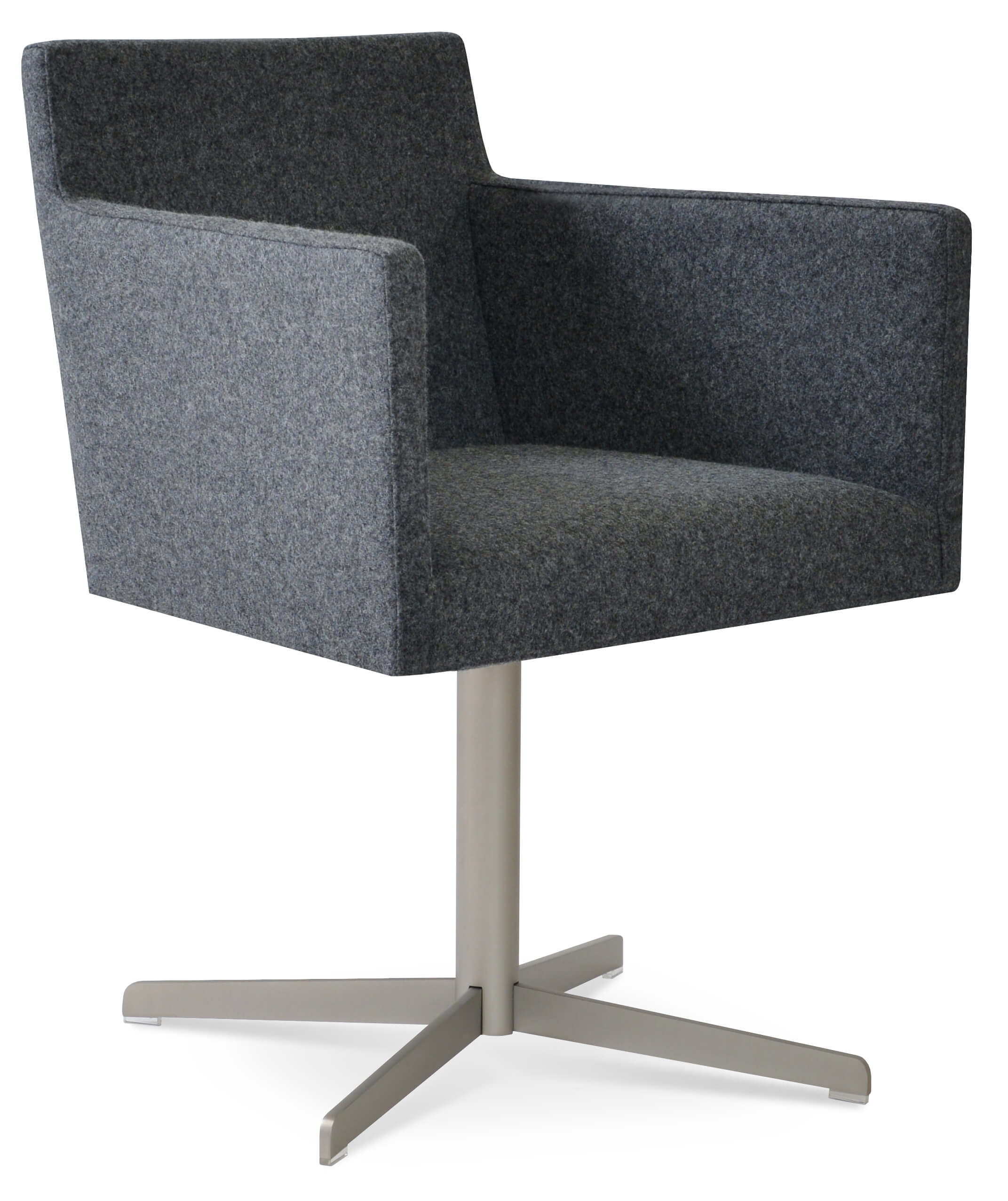 Harput 4 Star Swivel Armchair