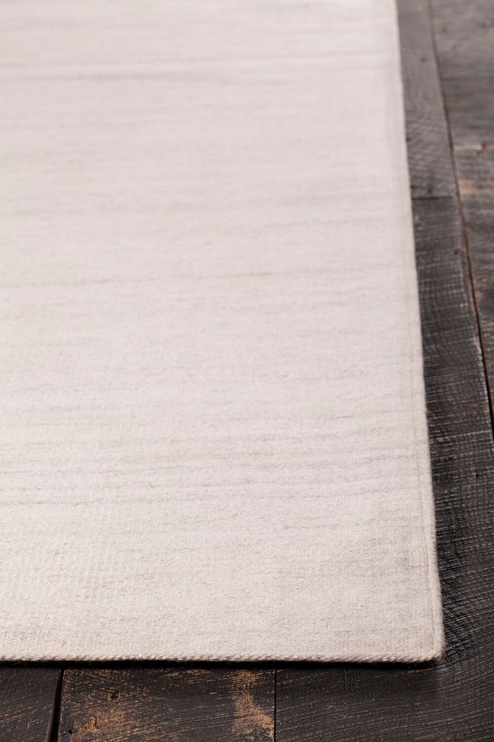 Hedonia Wool/Viscose Rectangular Hand-woven Rug, 5' x 7'6"