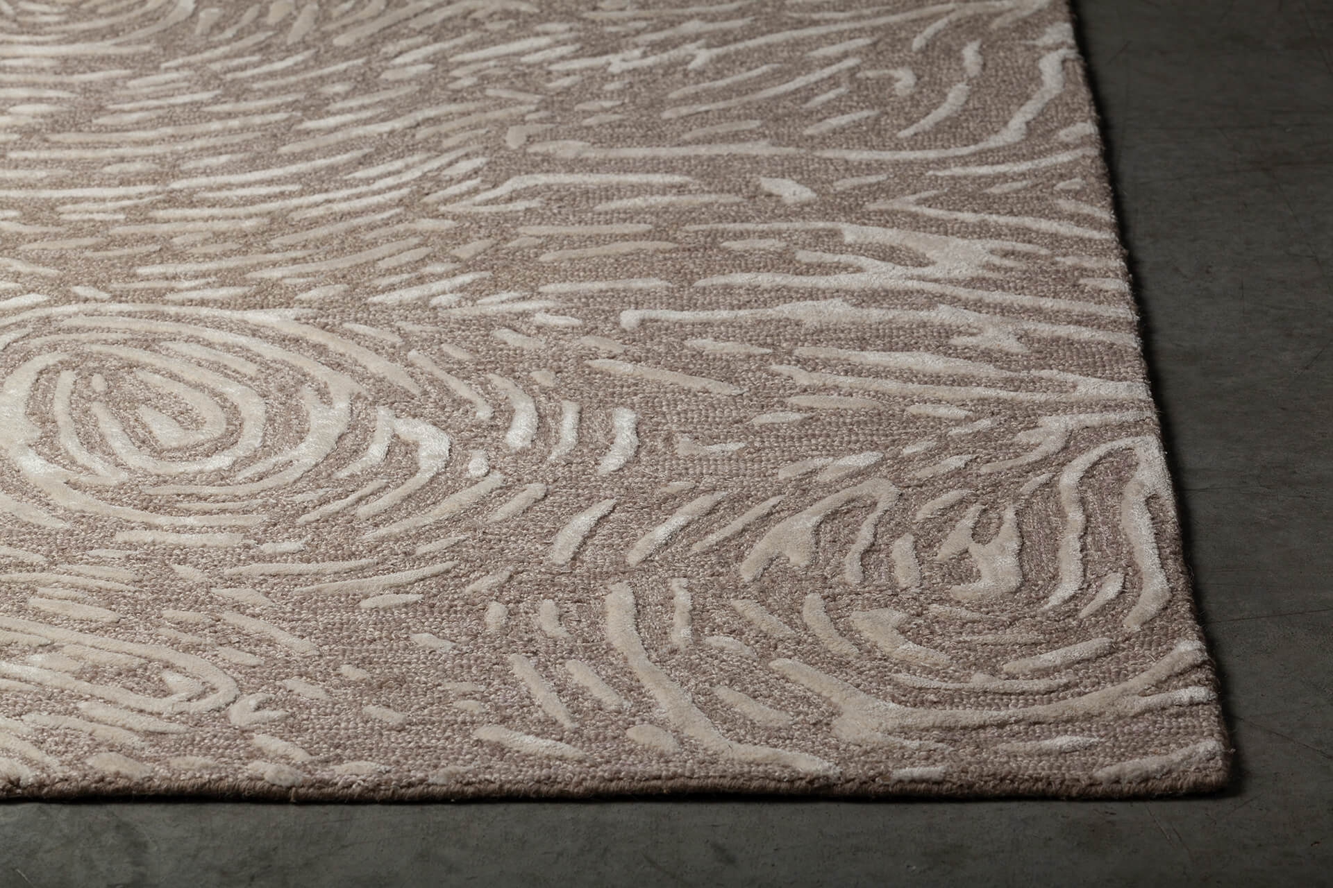 Hester Wool/Viscose Rectangular Hand-tufted Rug, 5' x 7'6"
