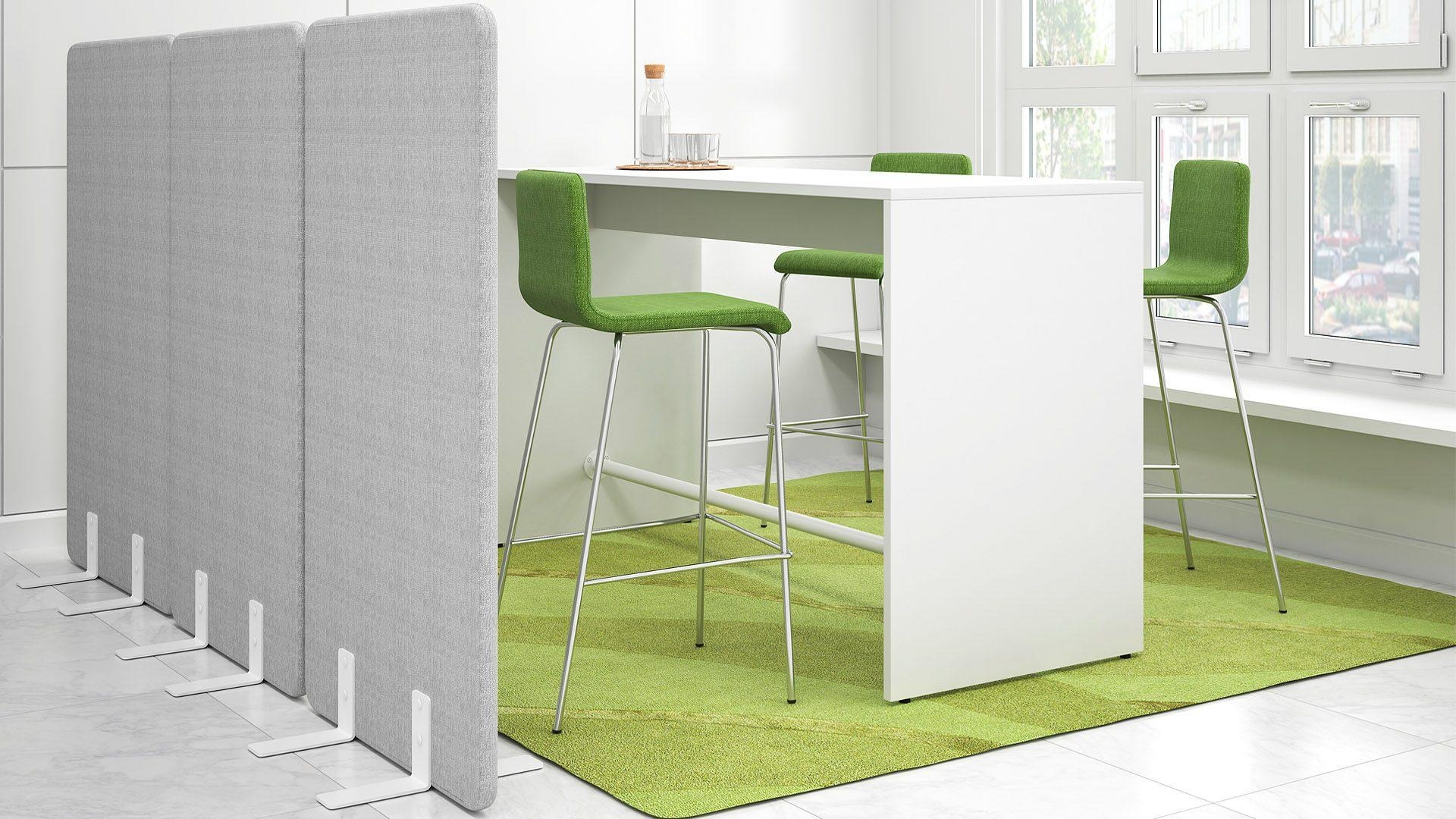 Moon High Chair w/Chromed Steel 4-Leg Frame