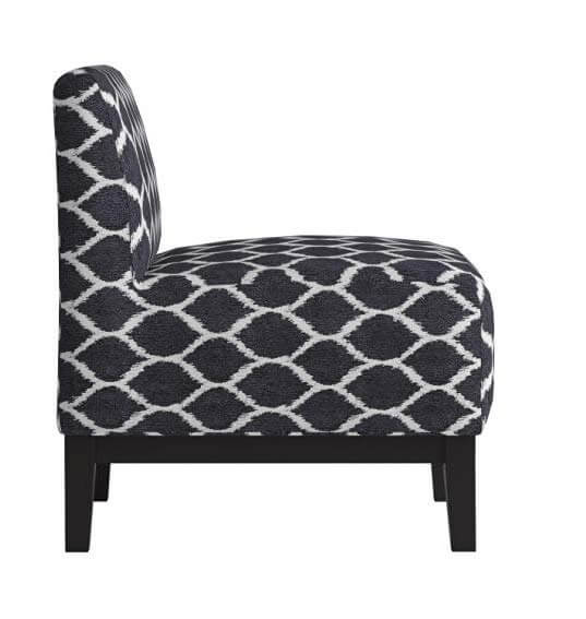 Hinte Accent Chair, Composition 1