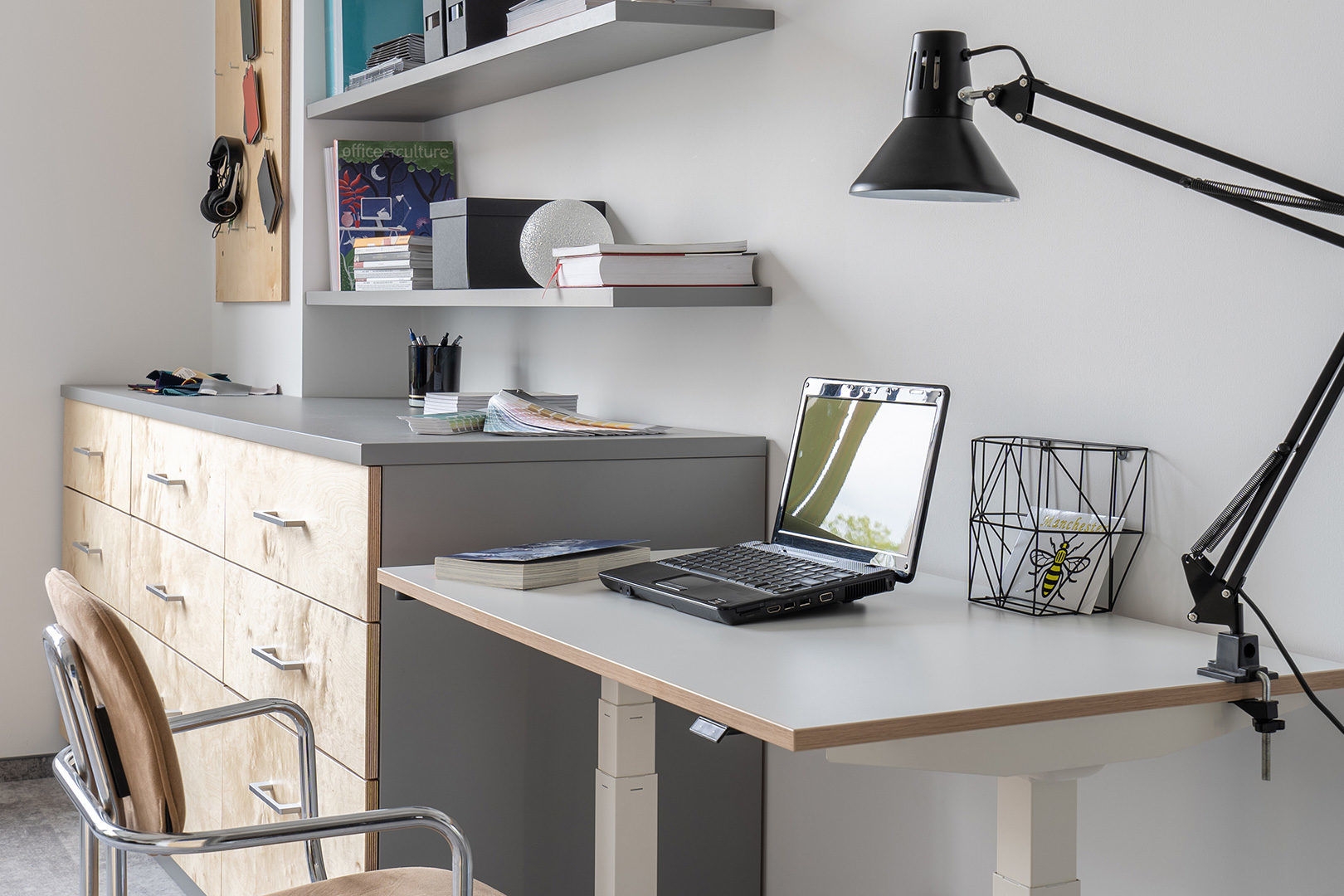 Compact Drive 39" x 27.5" Straight Ergonomic Sit-Stand Home/Office Desk