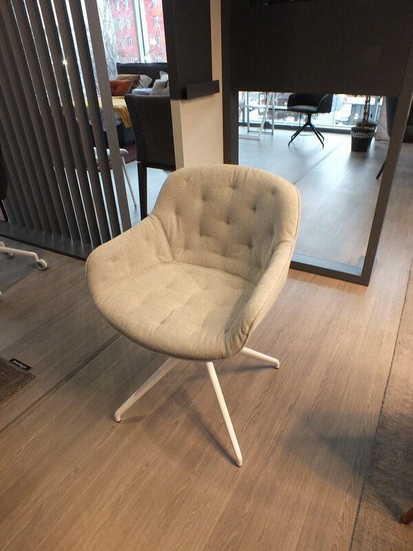 Igloo Soft Fabric/Metal Customizable Dining Armchair w/180° Swivel/Return