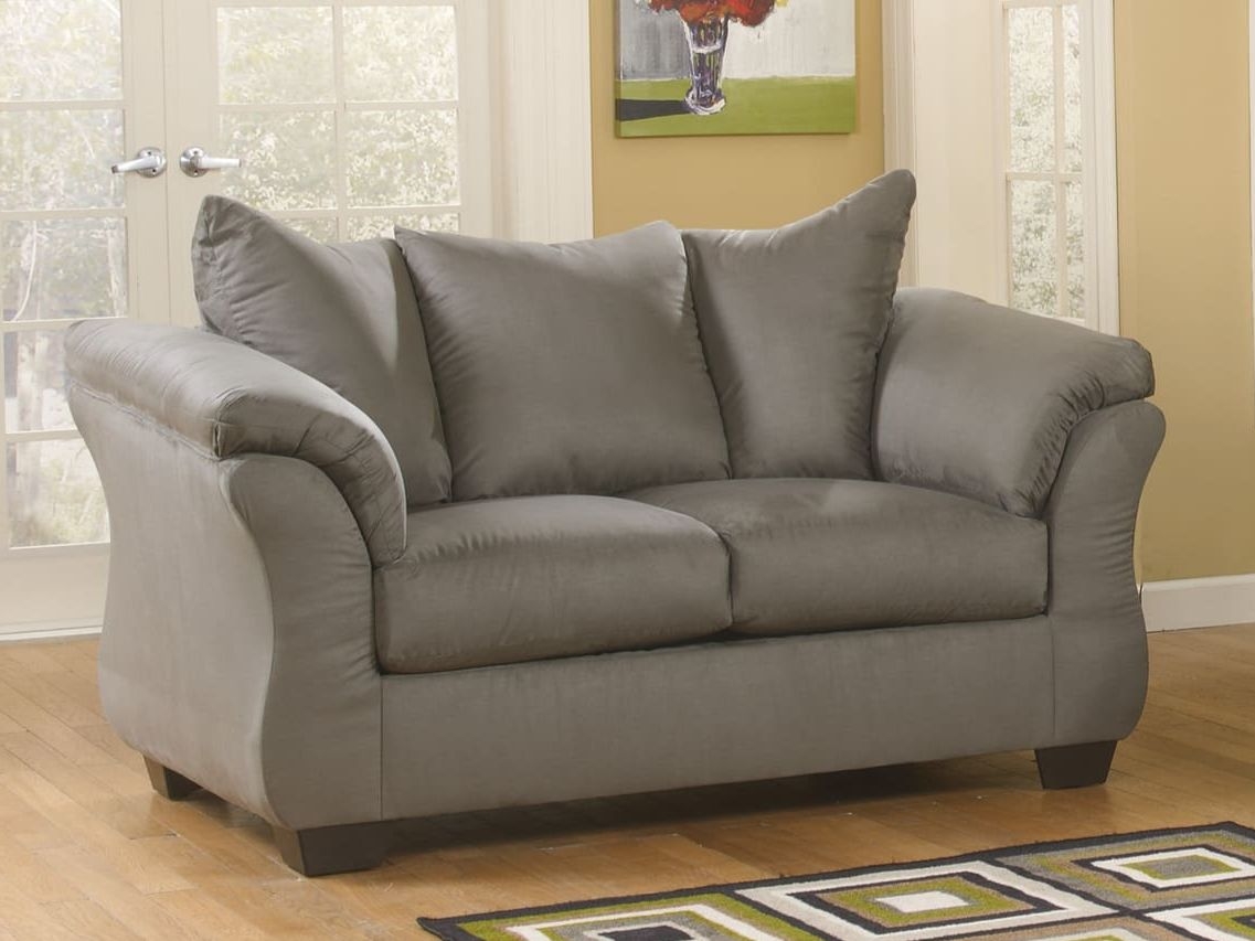 Darcy Polyester Loveseat