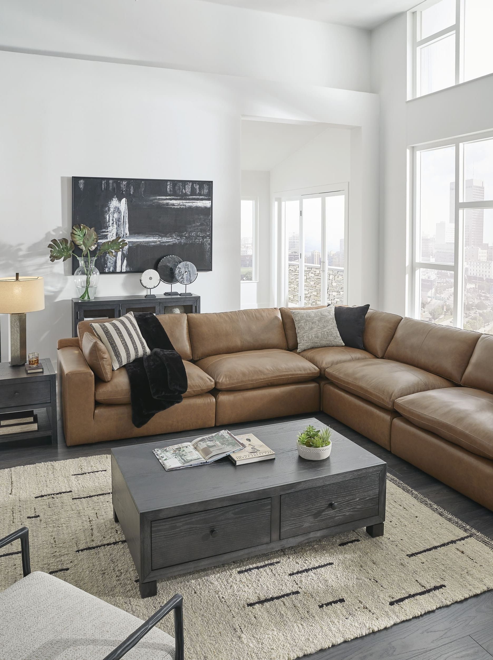 Emilia 6-Piece Leather Modular Sectional